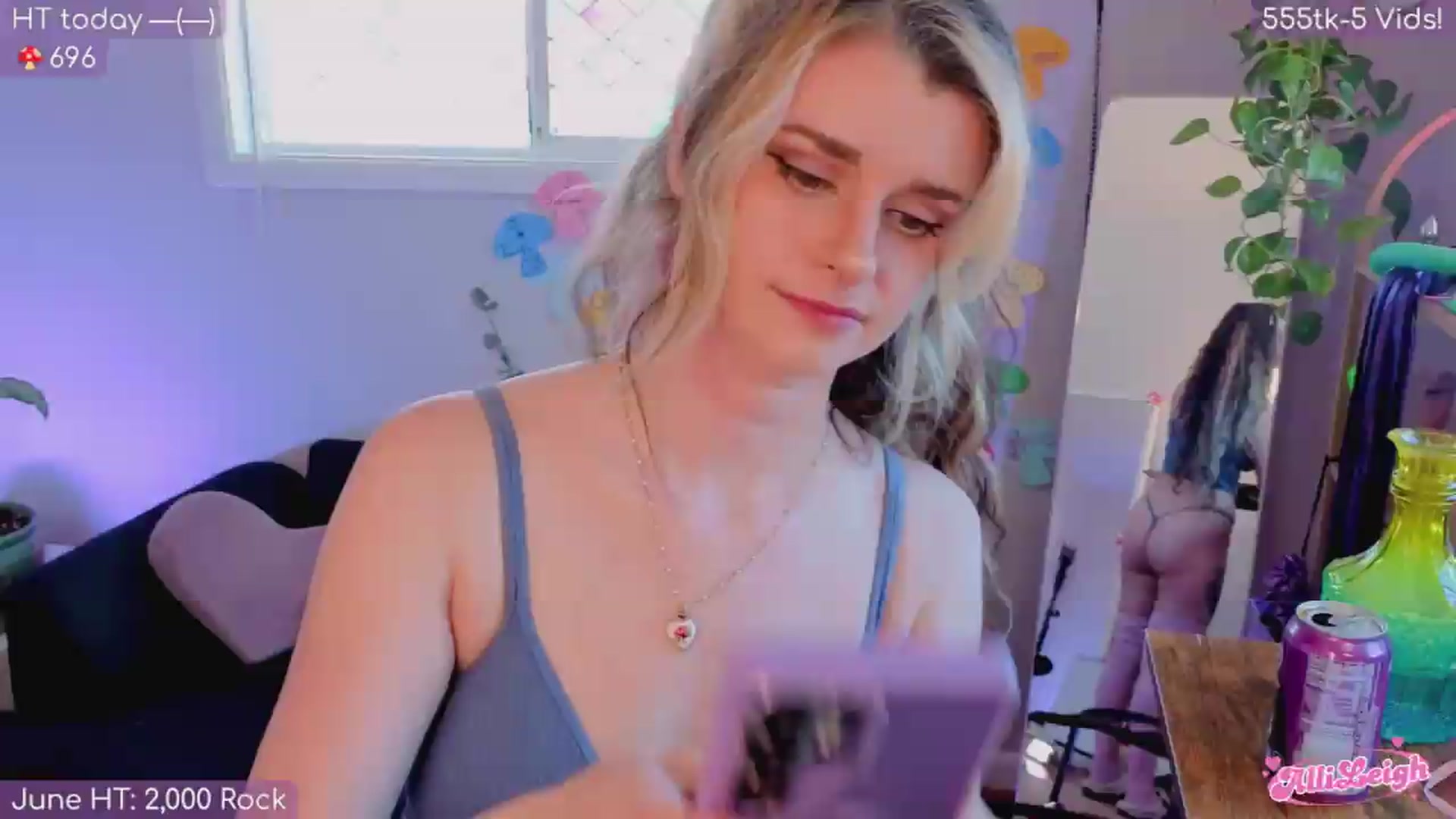 Gallery image thumbnail from alli_leigh's myfreecams stream on, 06/22/2026, 22:20 image 1 of 20