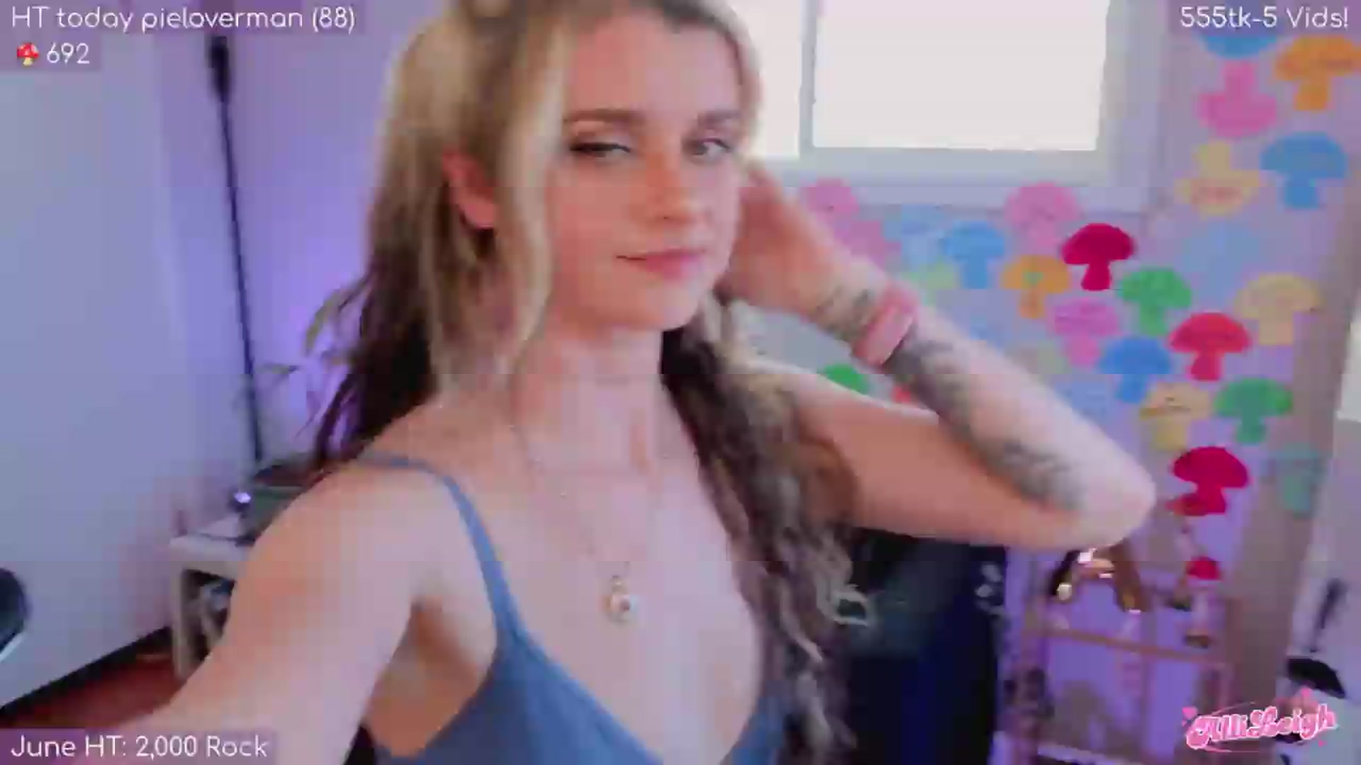 Gallery image thumbnail from alli_leigh's myfreecams stream on, 06/23/2026, 24:02 image 17 of 20