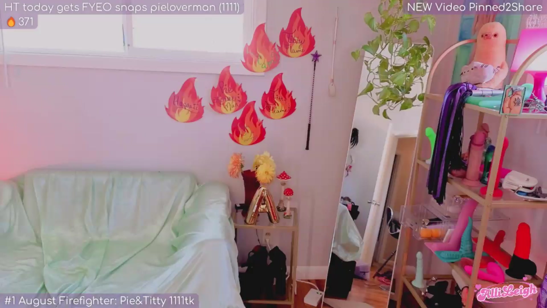 Gallery image thumbnail from alli_leigh's myfreecams stream on, 08/02/2026, 02:33 image 7 of 20