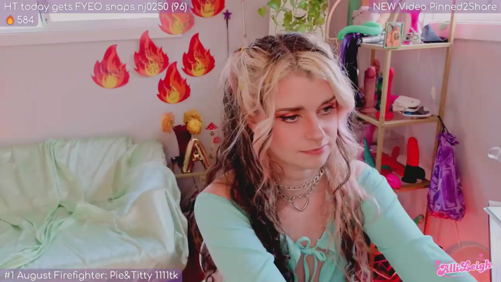 Gallery image thumbnail from alli_leigh's myfreecams stream on, 08/04/2026, 24:01 image 3 of 20