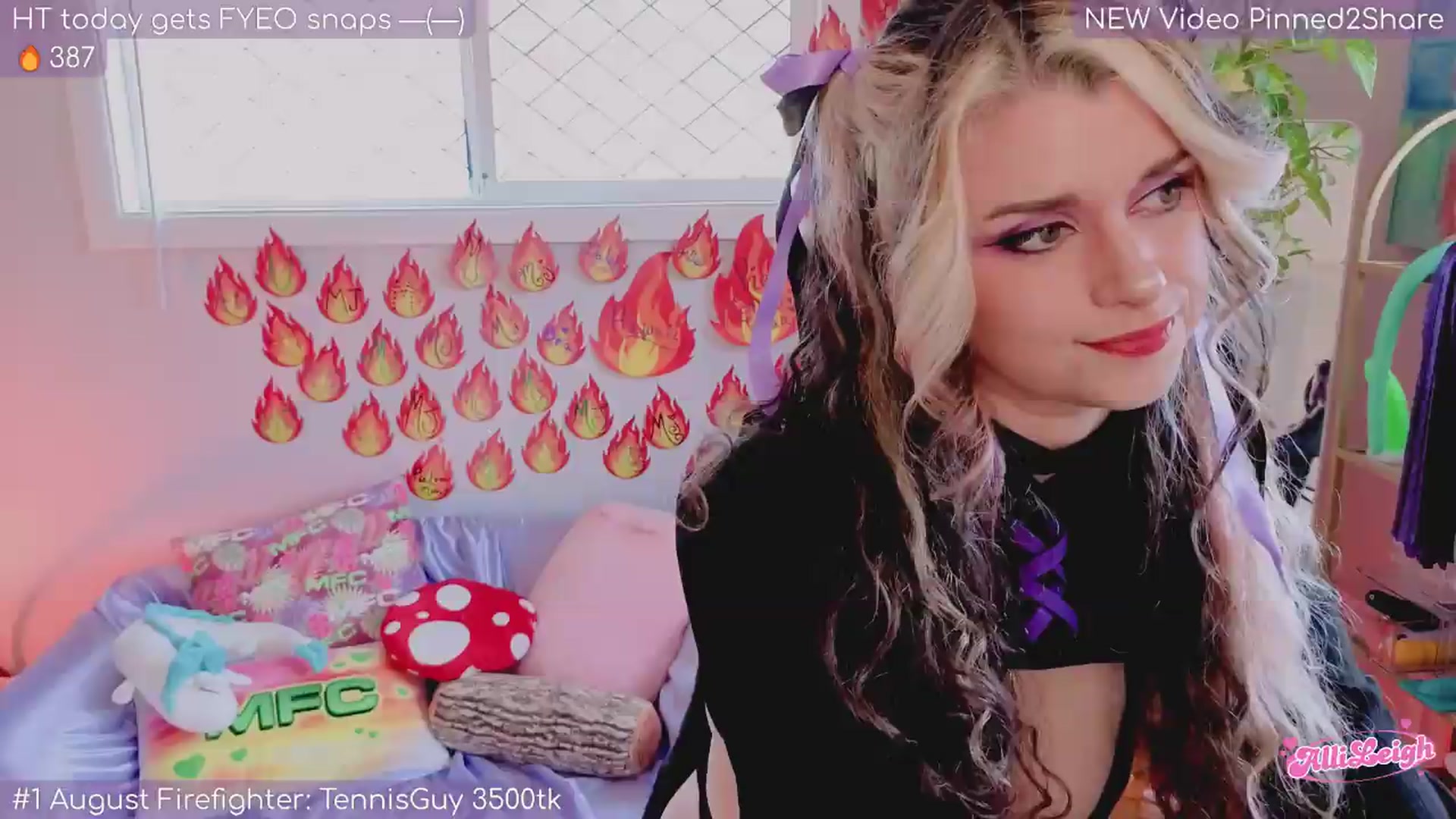 Gallery image thumbnail from alli_leigh's myfreecams stream on, 08/16/2026, 01:59 image 2 of 20