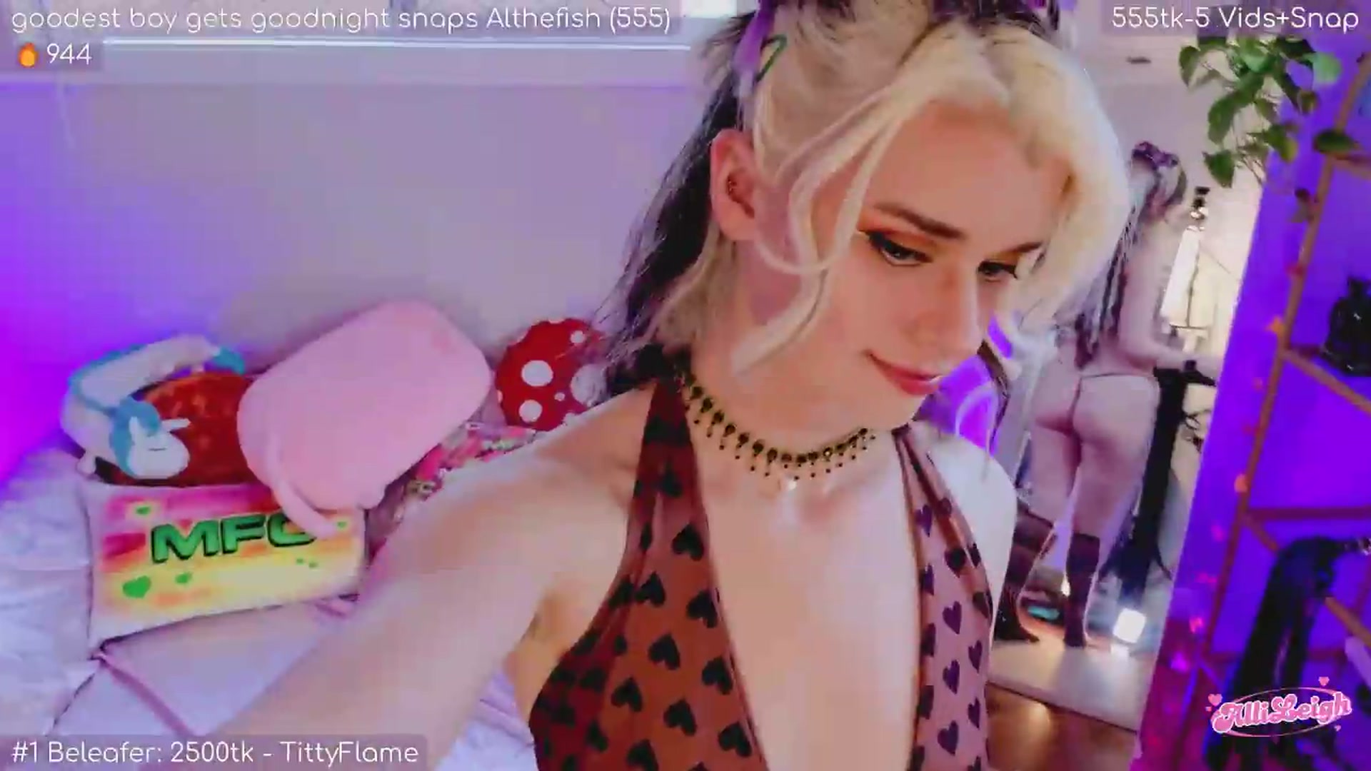 Gallery image thumbnail from alli_leigh's myfreecams stream on, 09/13/2026, 24:57 image 11 of 20