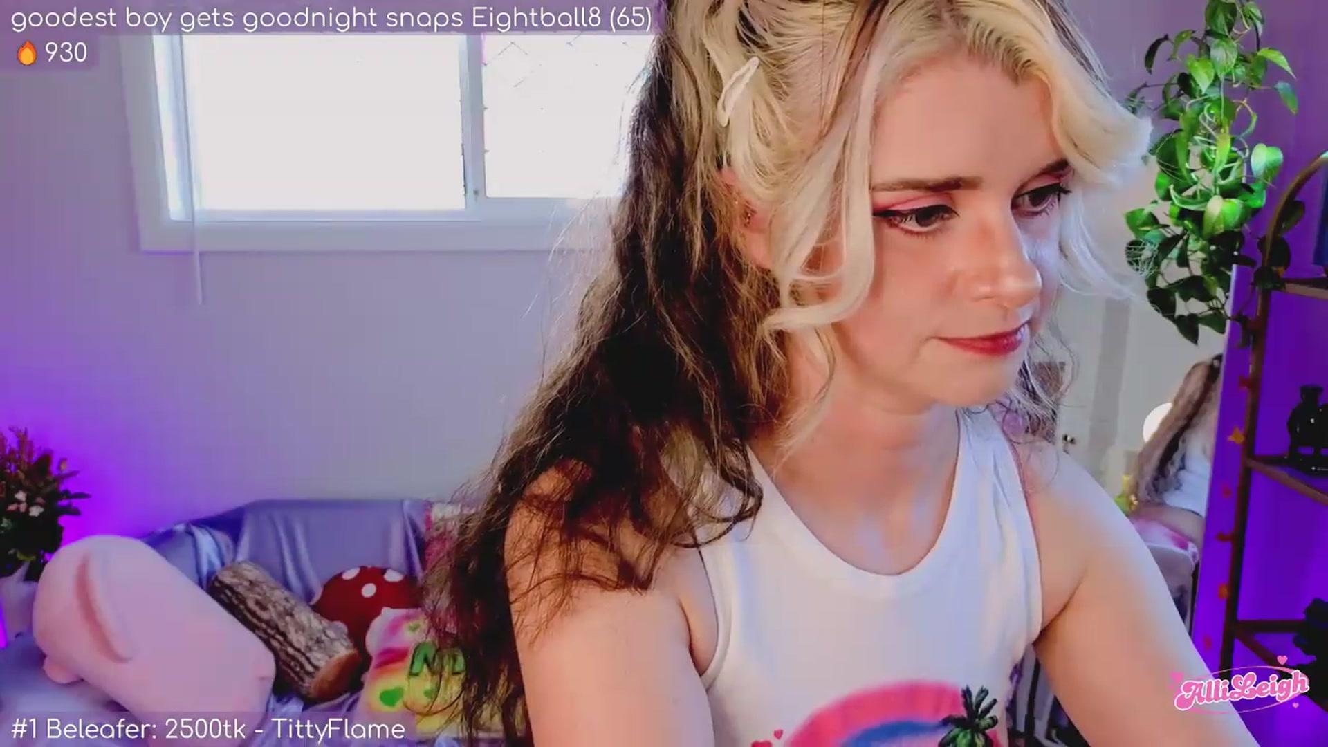 Gallery image thumbnail from alli_leigh's myfreecams stream on, 09/24/2026, 24:02 image 7 of 20