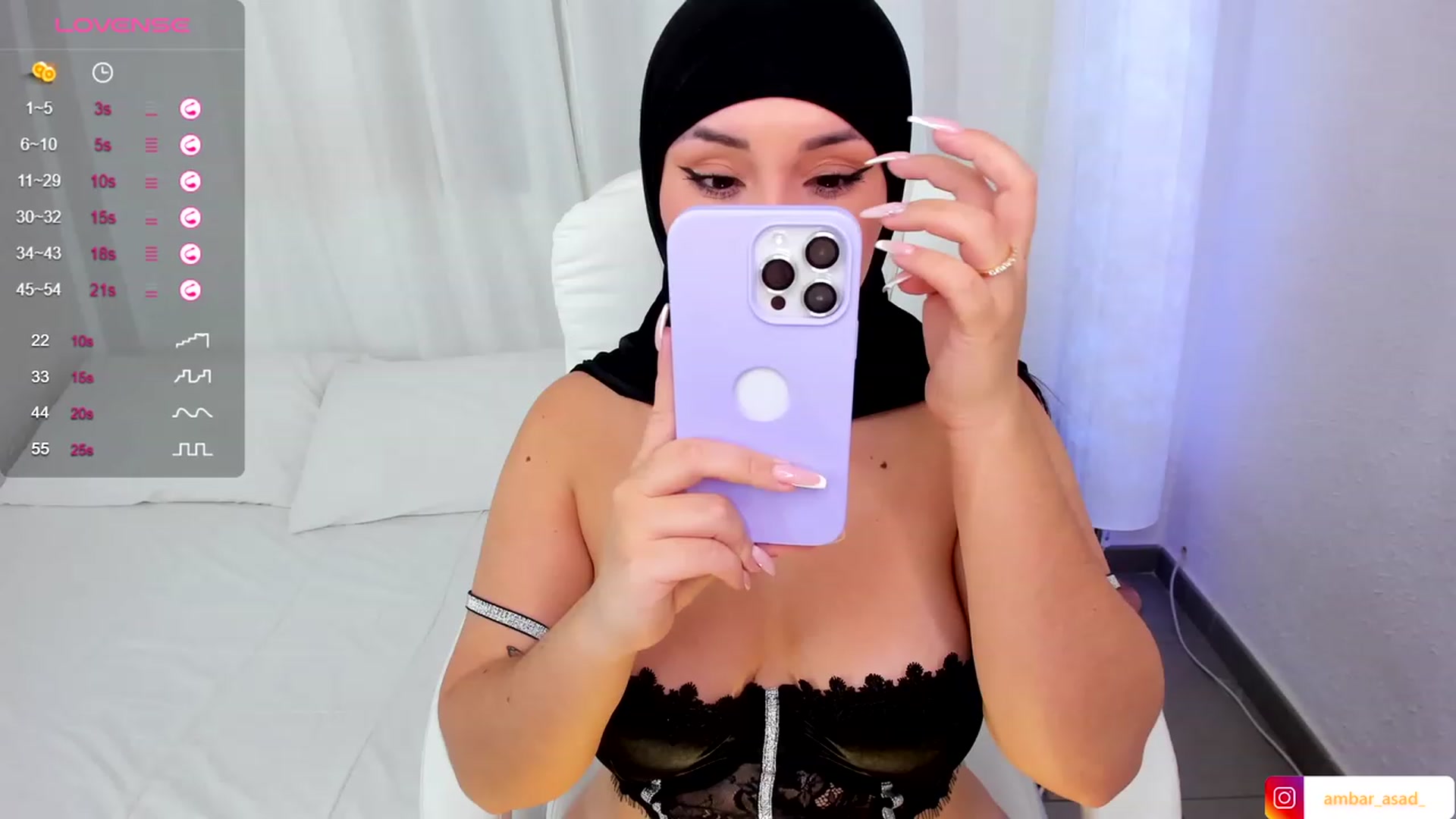 Gallery image thumbnail from ambarasad's myfreecams stream on, 09/16/2023, 17:24 image 18 of 20