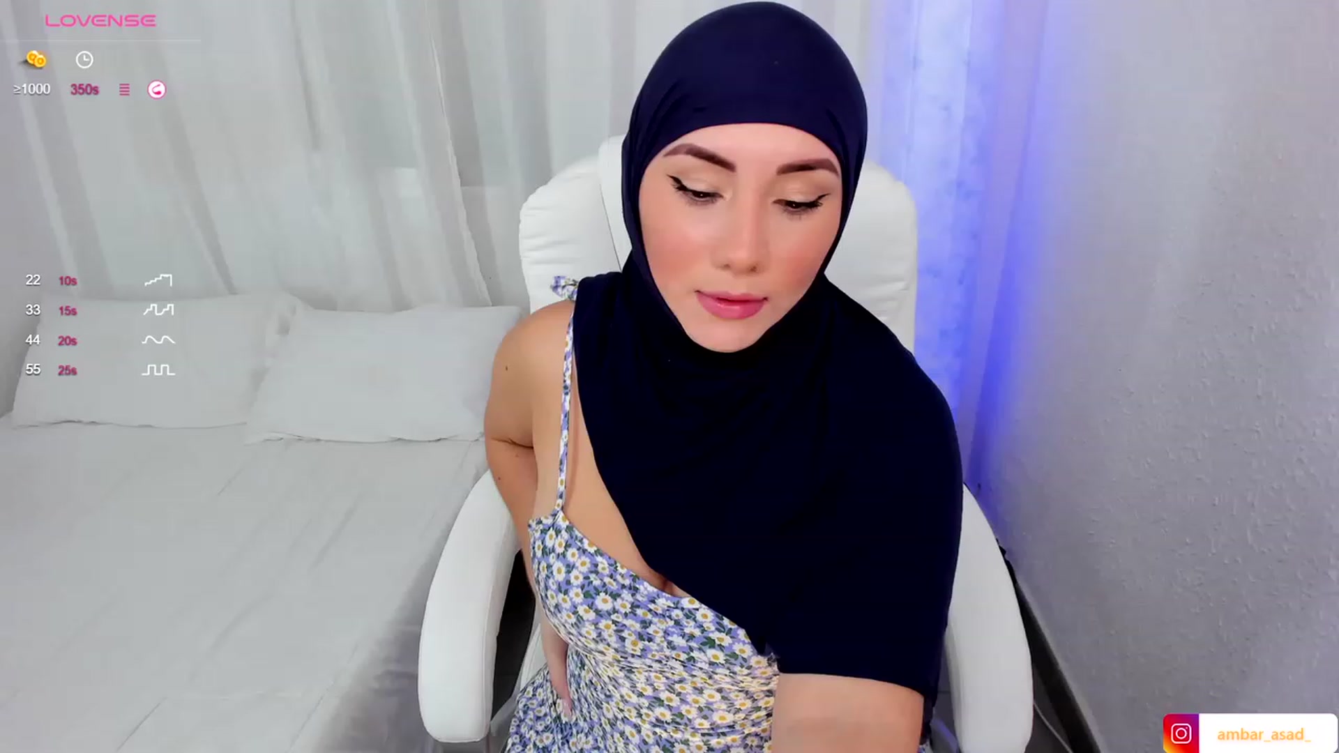 Gallery image thumbnail from ambarasad's myfreecams stream on, 09/22/2023, 17:06 image 6 of 20