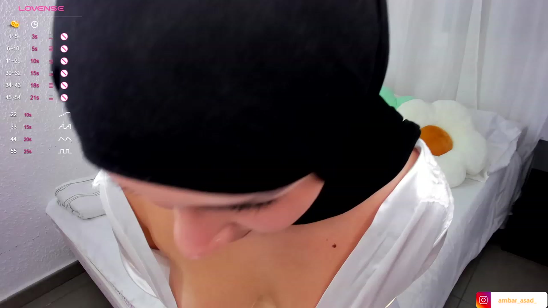 Gallery image thumbnail from ambarasad's myfreecams stream on, 09/30/2023, 19:05 image 17 of 20