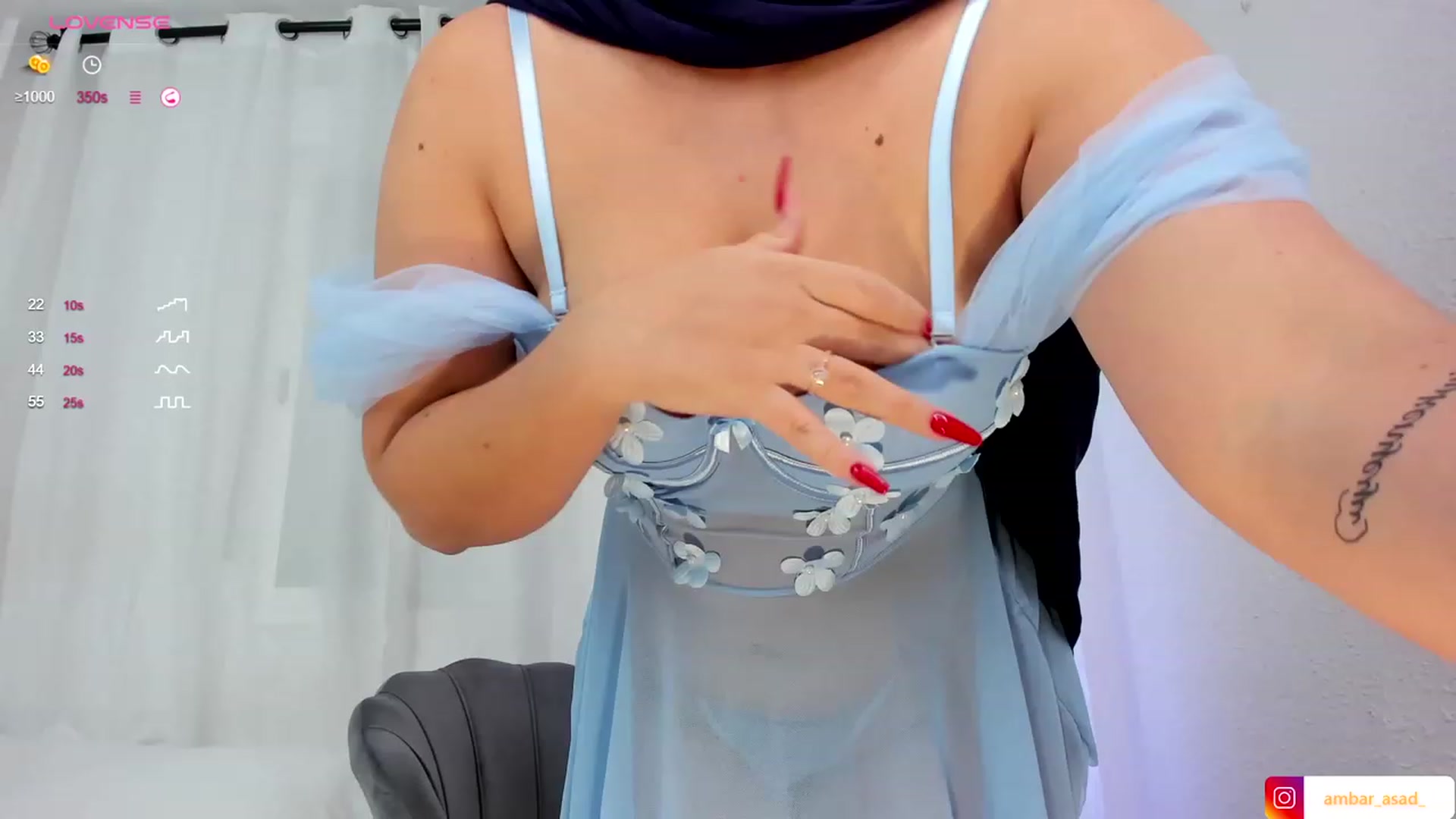 Gallery image thumbnail from ambarasad's myfreecams stream on, 10/03/2023, 16:40 image 10 of 20