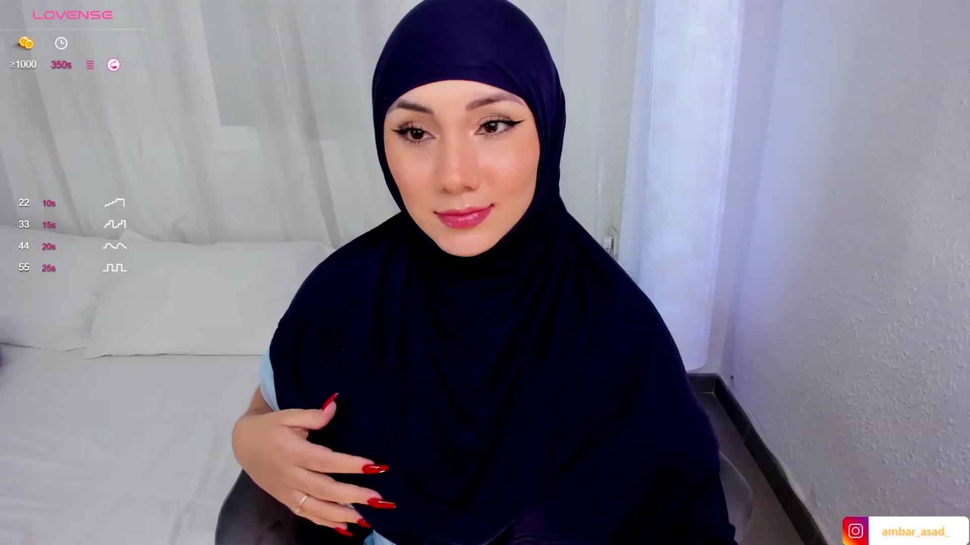Gallery image thumbnail from ambarasad's myfreecams stream on, 10/03/2023, 20:07 image 2 of 20