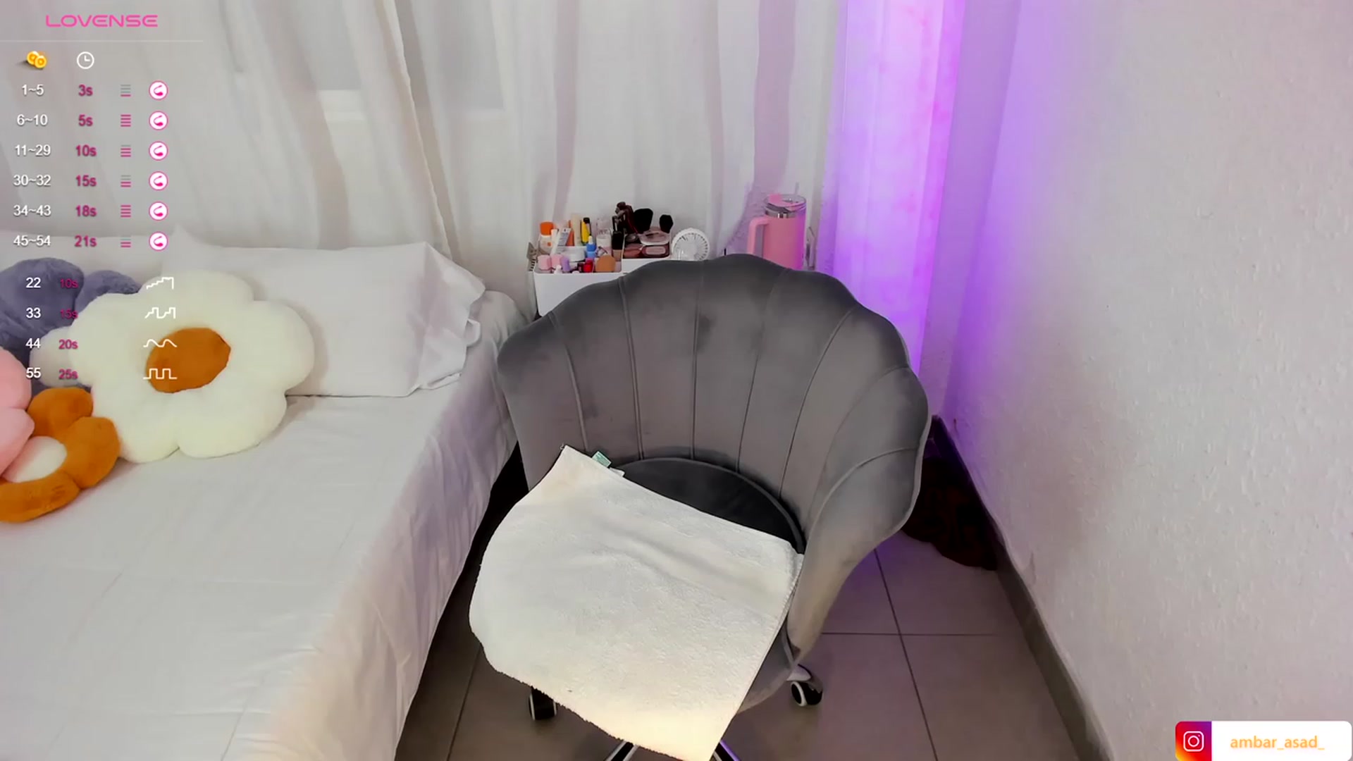 Gallery image thumbnail from ambarasad's myfreecams stream on, 10/07/2023, 16:15 image 6 of 20