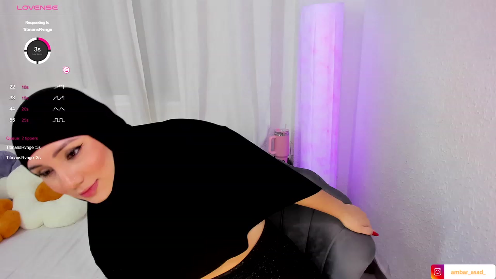 Gallery image thumbnail from ambarasad's myfreecams stream on, 10/07/2023, 16:15 image 4 of 20