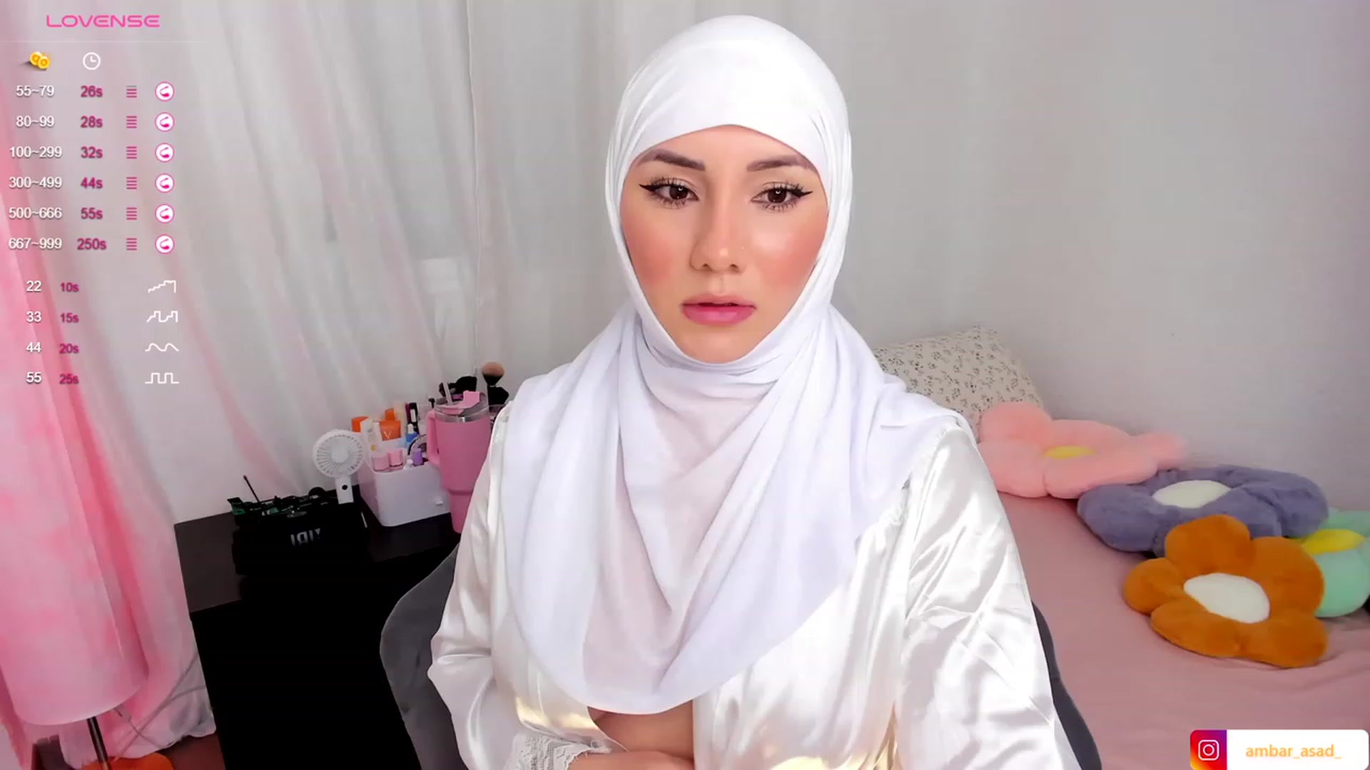 Gallery image thumbnail from ambarasad's myfreecams stream on, 10/08/2023, 17:51 image 20 of 20