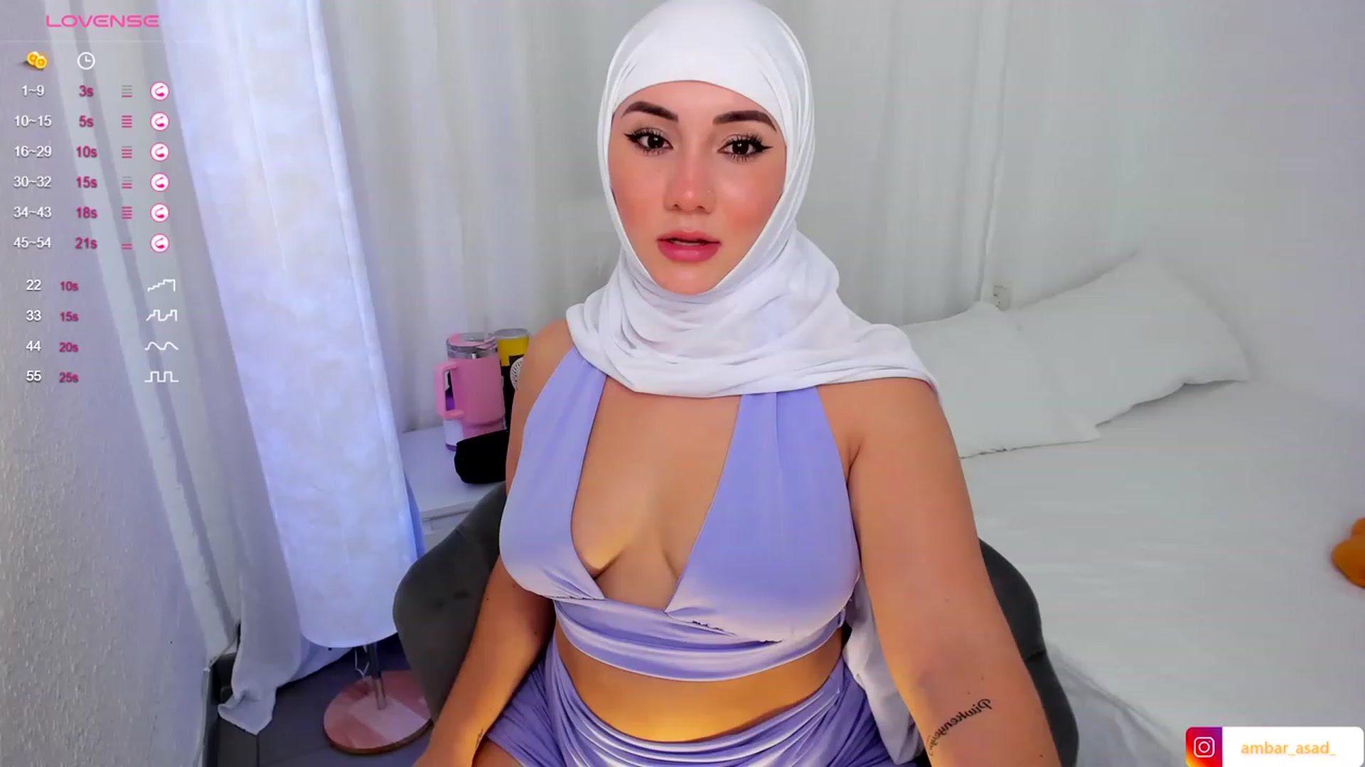 Gallery image thumbnail from ambarasad's myfreecams stream on, 10/23/2023, 15:26 image 3 of 20