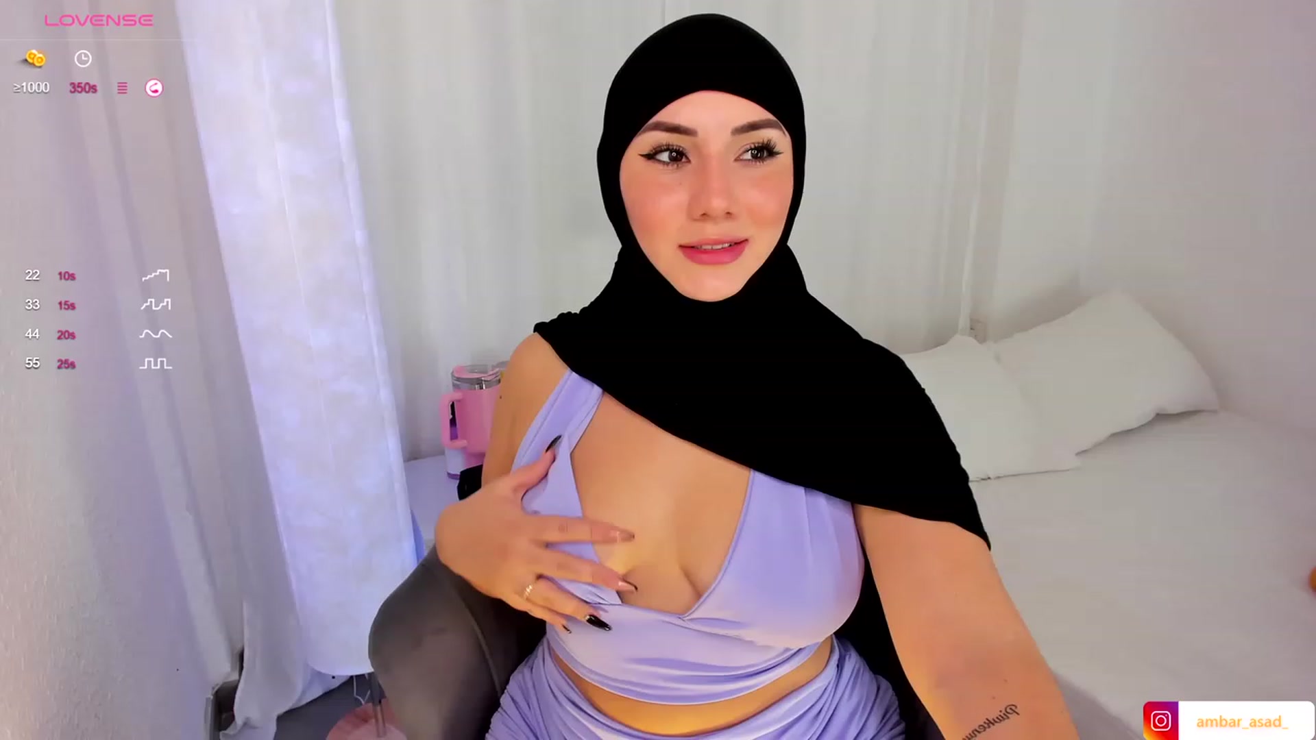 Gallery image thumbnail from ambarasad's myfreecams stream on, 10/23/2023, 17:22 image 3 of 20