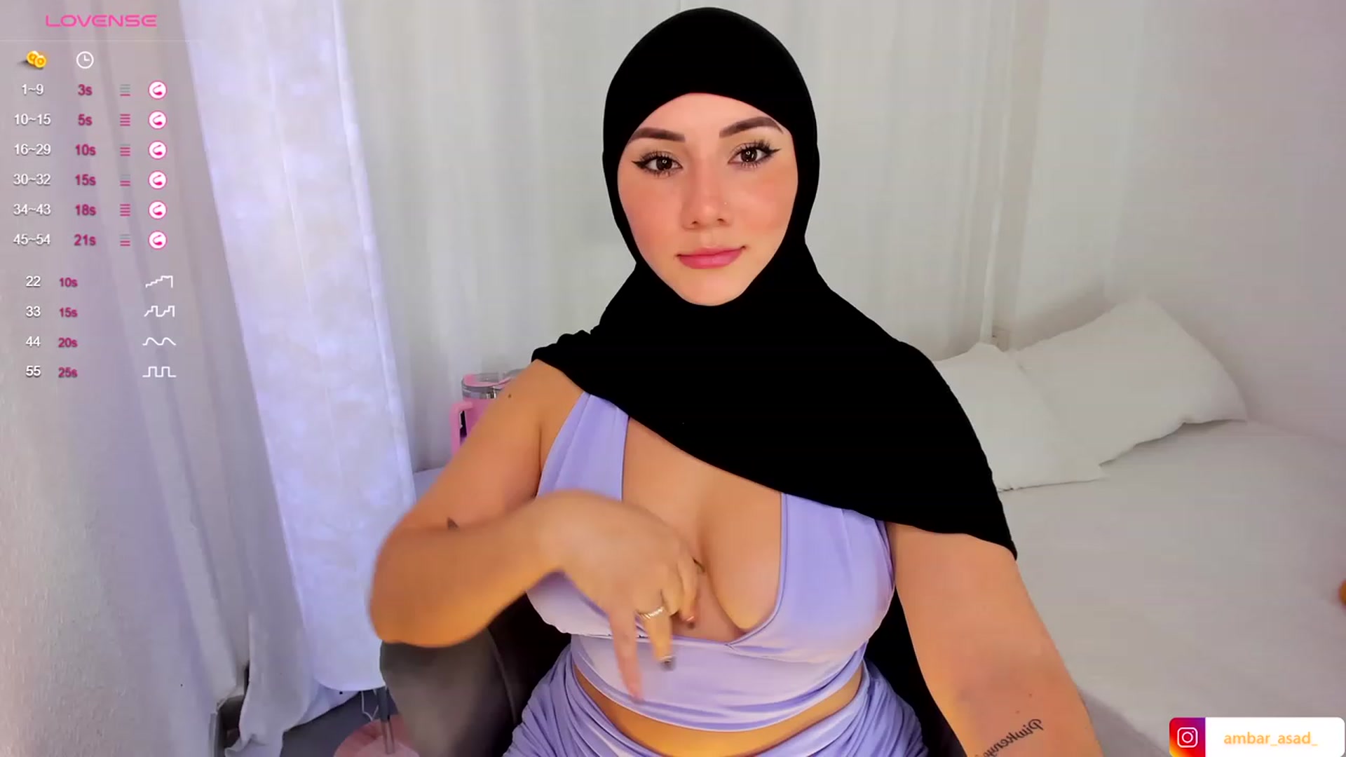 Gallery image thumbnail from ambarasad's myfreecams stream on, 10/23/2023, 17:22 image 4 of 20