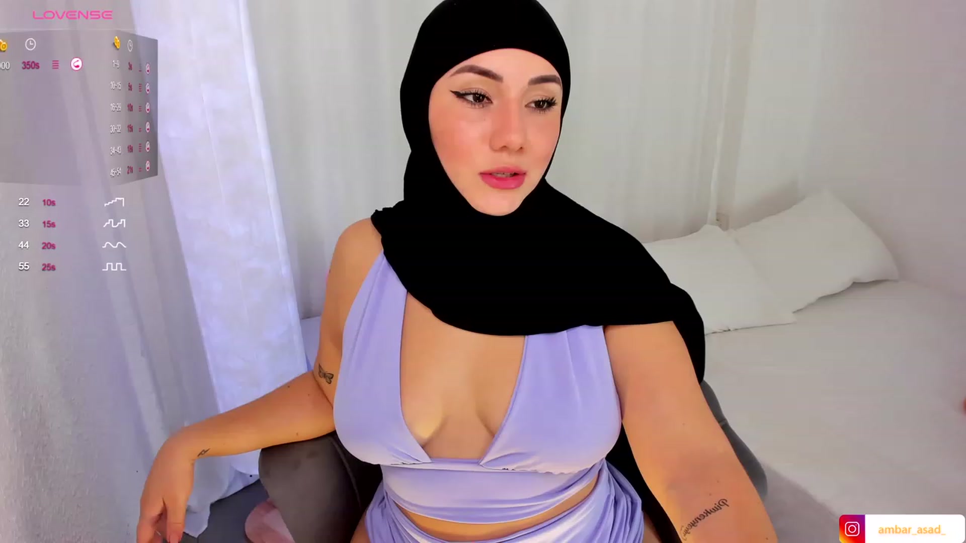 Gallery image thumbnail from ambarasad's myfreecams stream on, 10/23/2023, 17:22 image 1 of 20