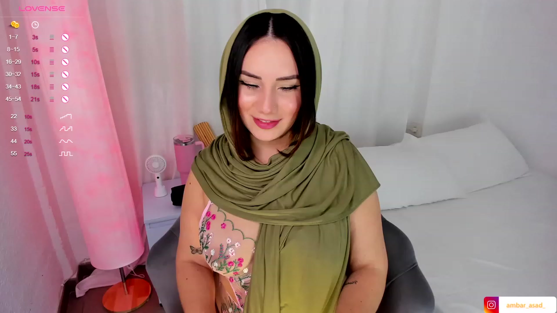 Gallery image thumbnail from ambarasad's myfreecams stream on, 11/05/2023, 15:56 image 15 of 20