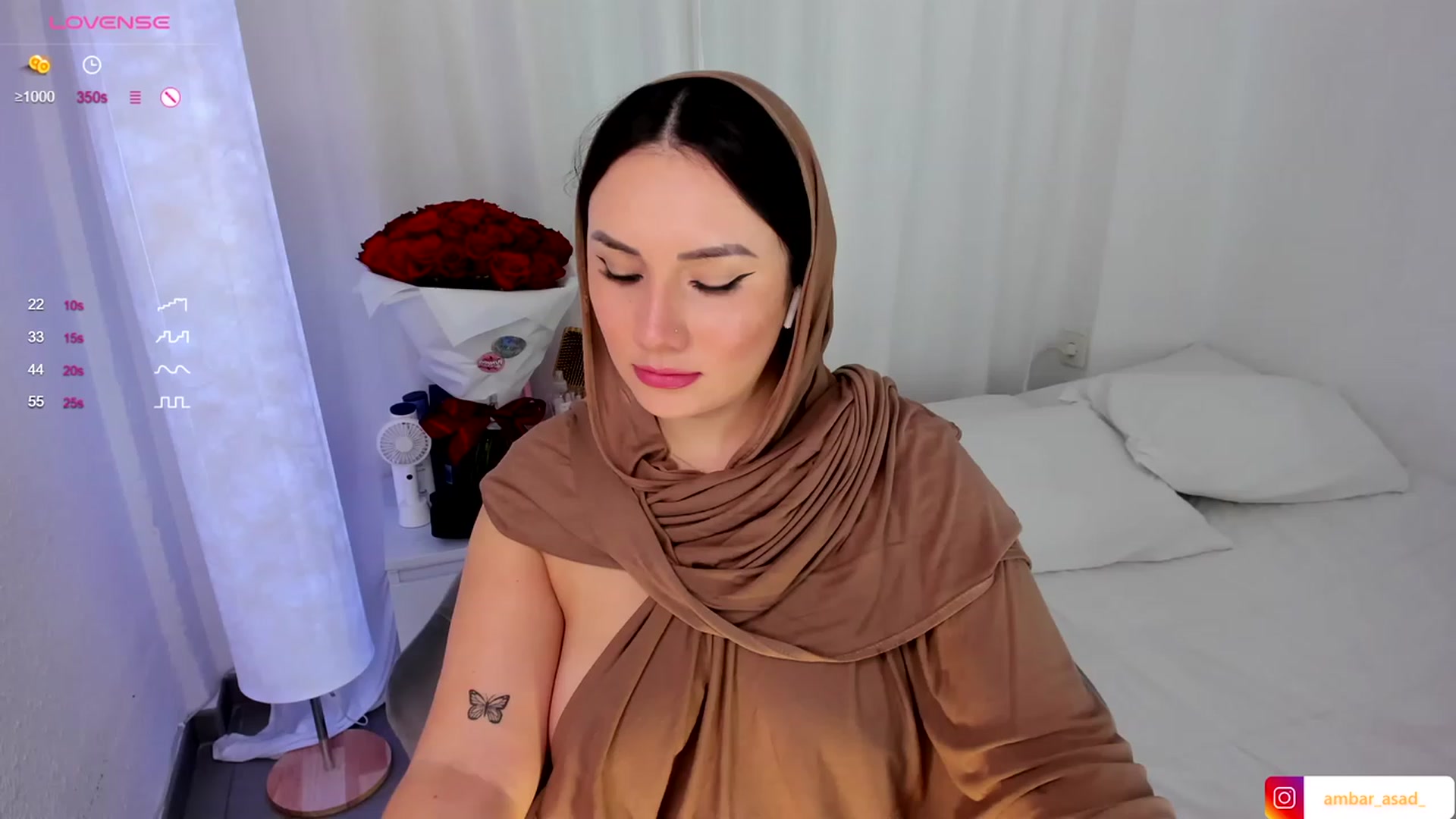 Gallery image thumbnail from ambarasad's myfreecams stream on, 11/07/2023, 20:14 image 17 of 20