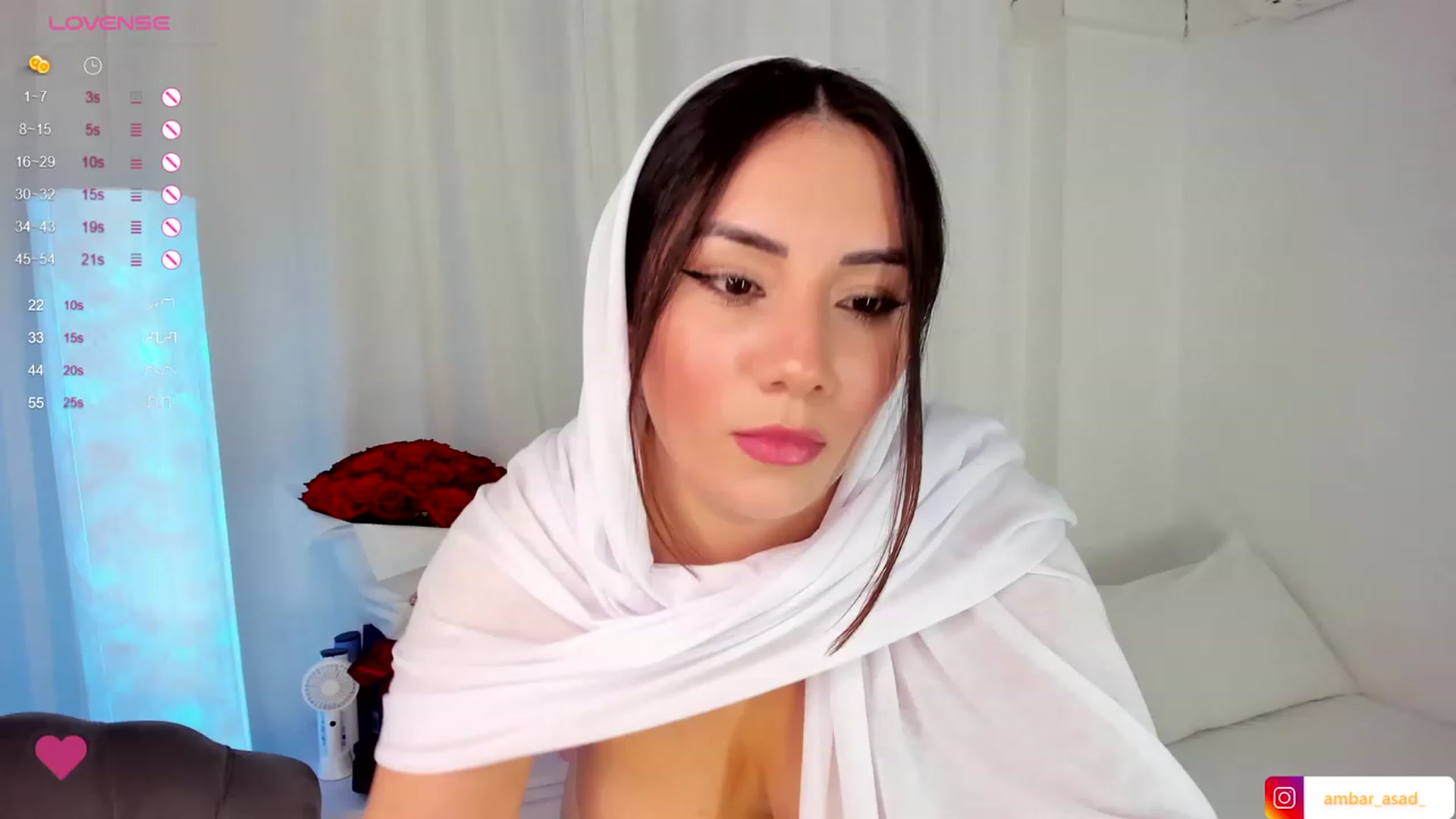 Gallery image thumbnail from ambarasad's myfreecams stream on, 11/08/2023, 21:20 image 16 of 20