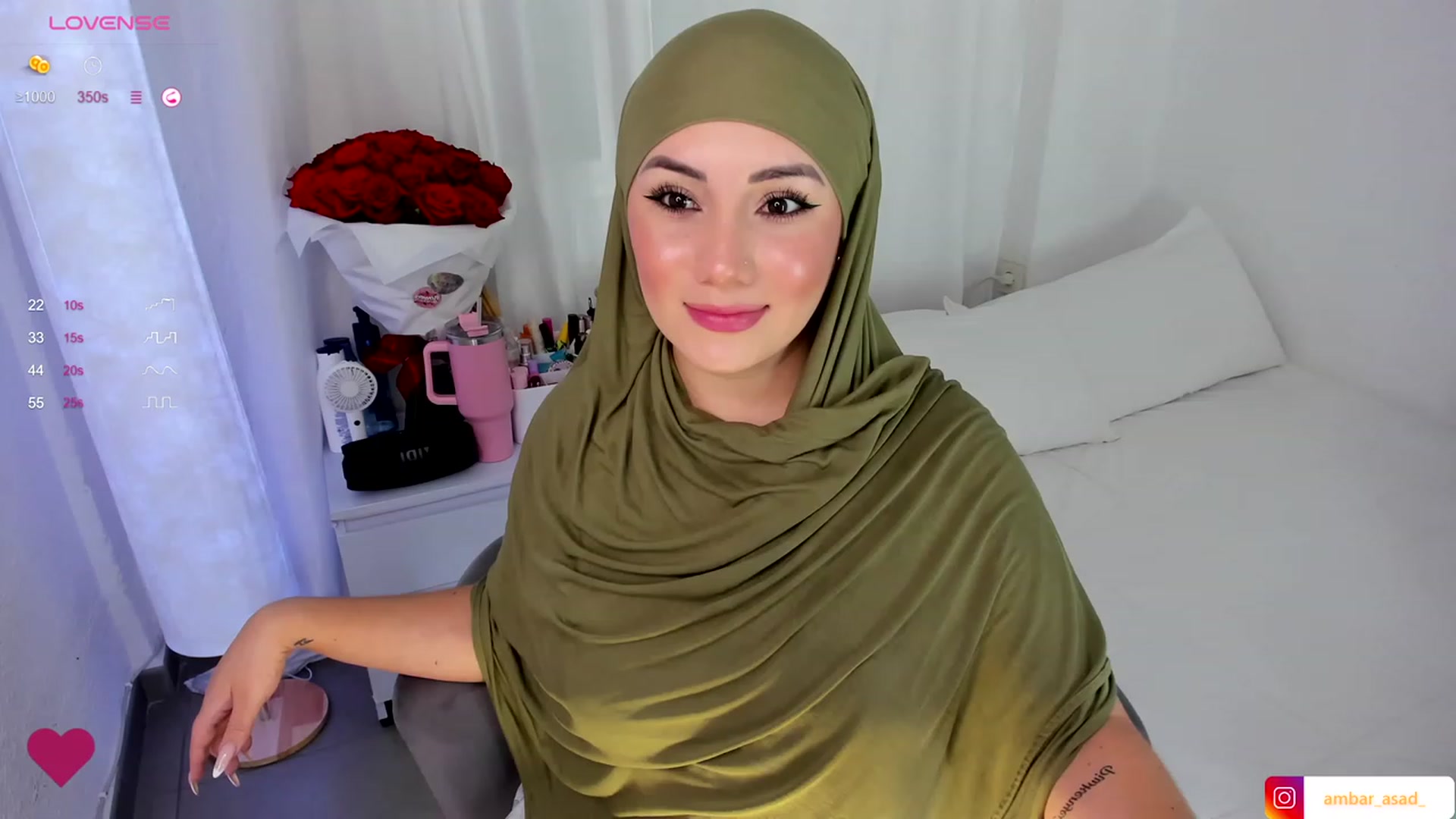 Gallery image thumbnail from ambarasad's myfreecams stream on, 11/11/2023, 18:31 image 3 of 20