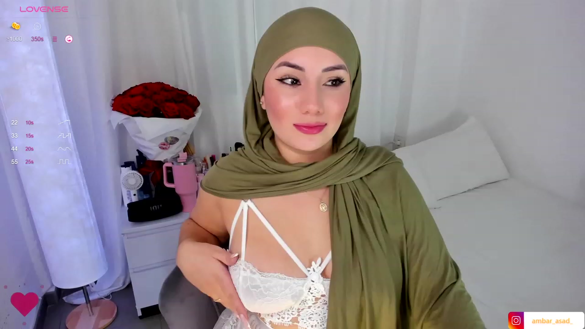 Gallery image thumbnail from ambarasad's myfreecams stream on, 11/11/2023, 18:31 image 16 of 20