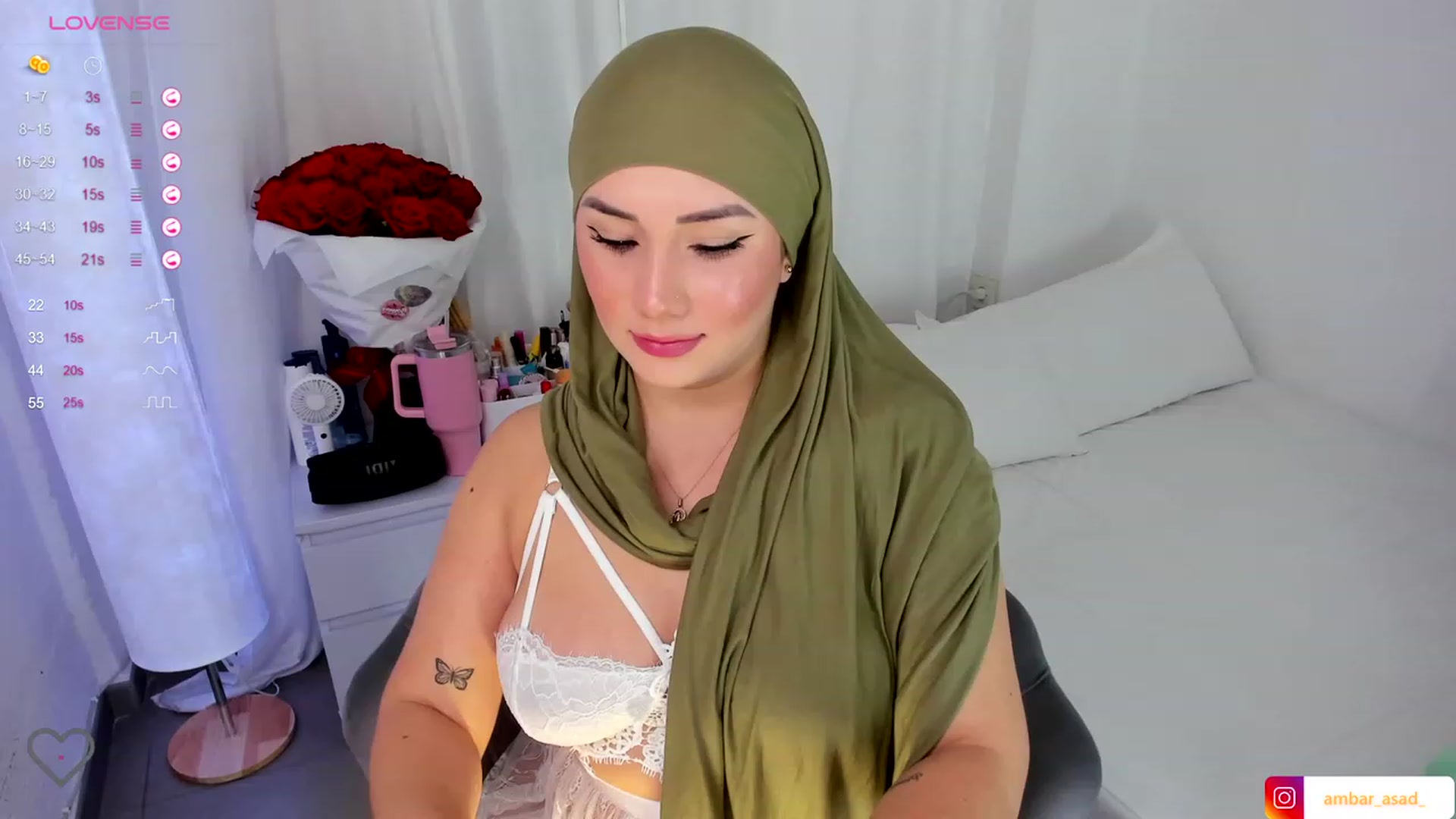 Gallery image thumbnail from ambarasad's myfreecams stream on, 11/11/2023, 18:31 image 2 of 20