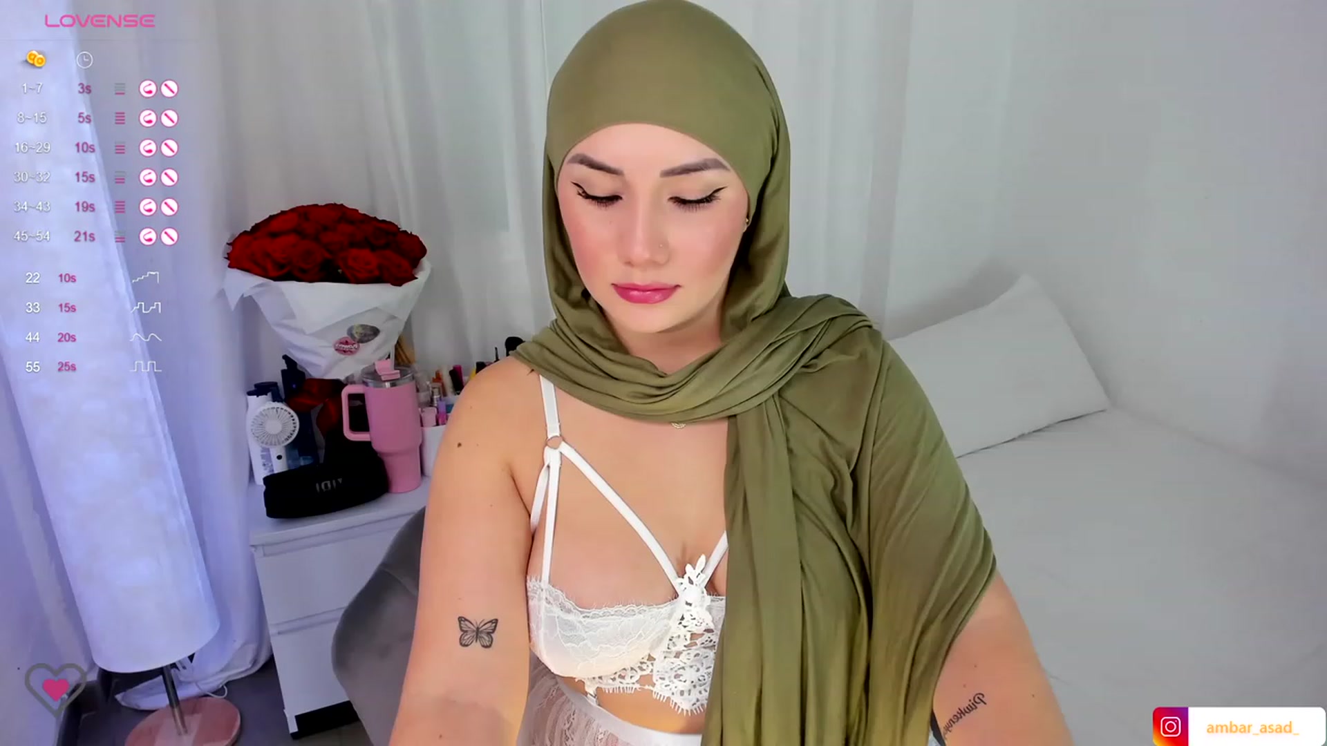 Gallery image thumbnail from ambarasad's myfreecams stream on, 11/11/2023, 18:31 image 10 of 20