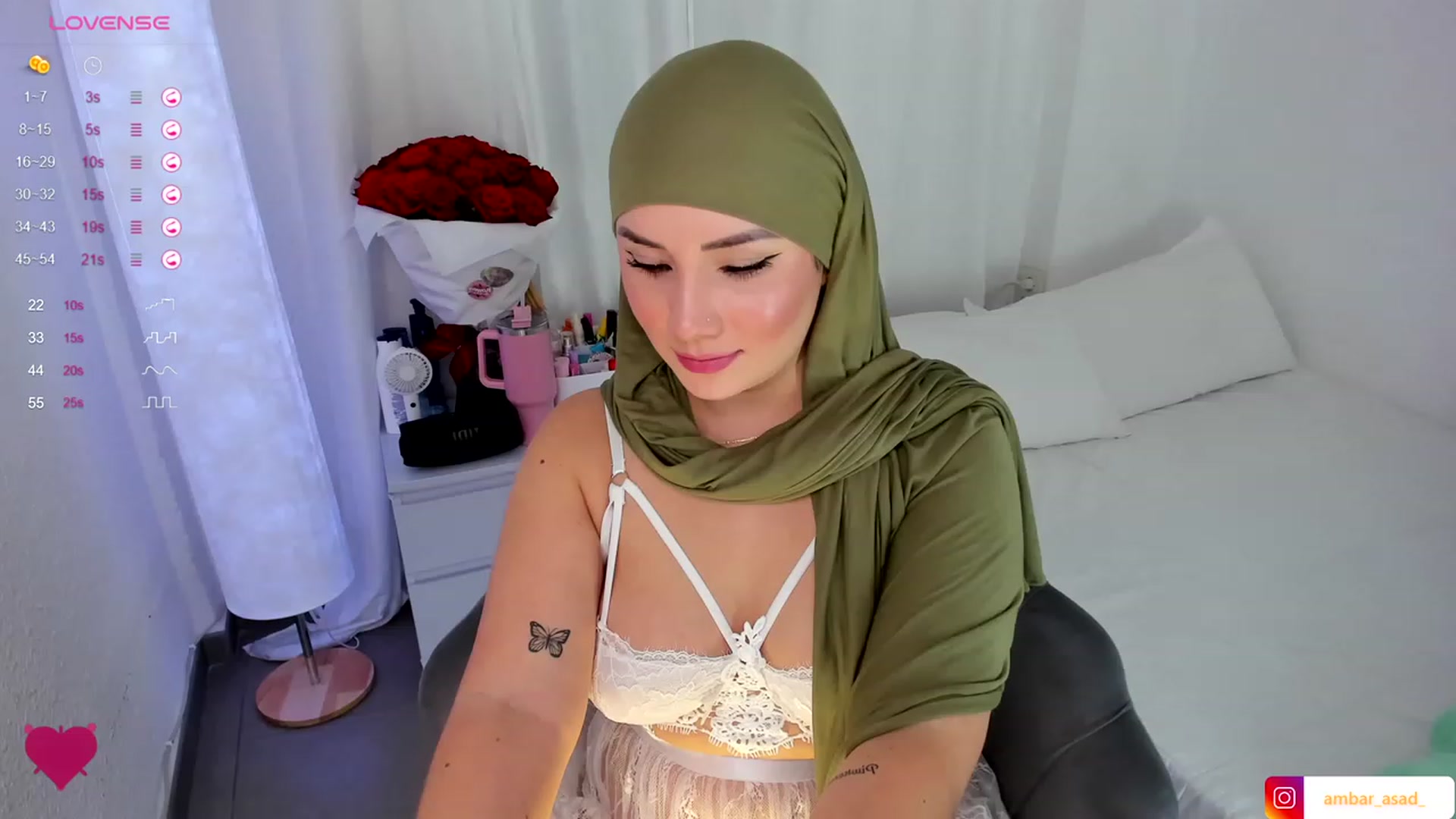Gallery image thumbnail from ambarasad's myfreecams stream on, 11/11/2023, 18:51 image 12 of 20