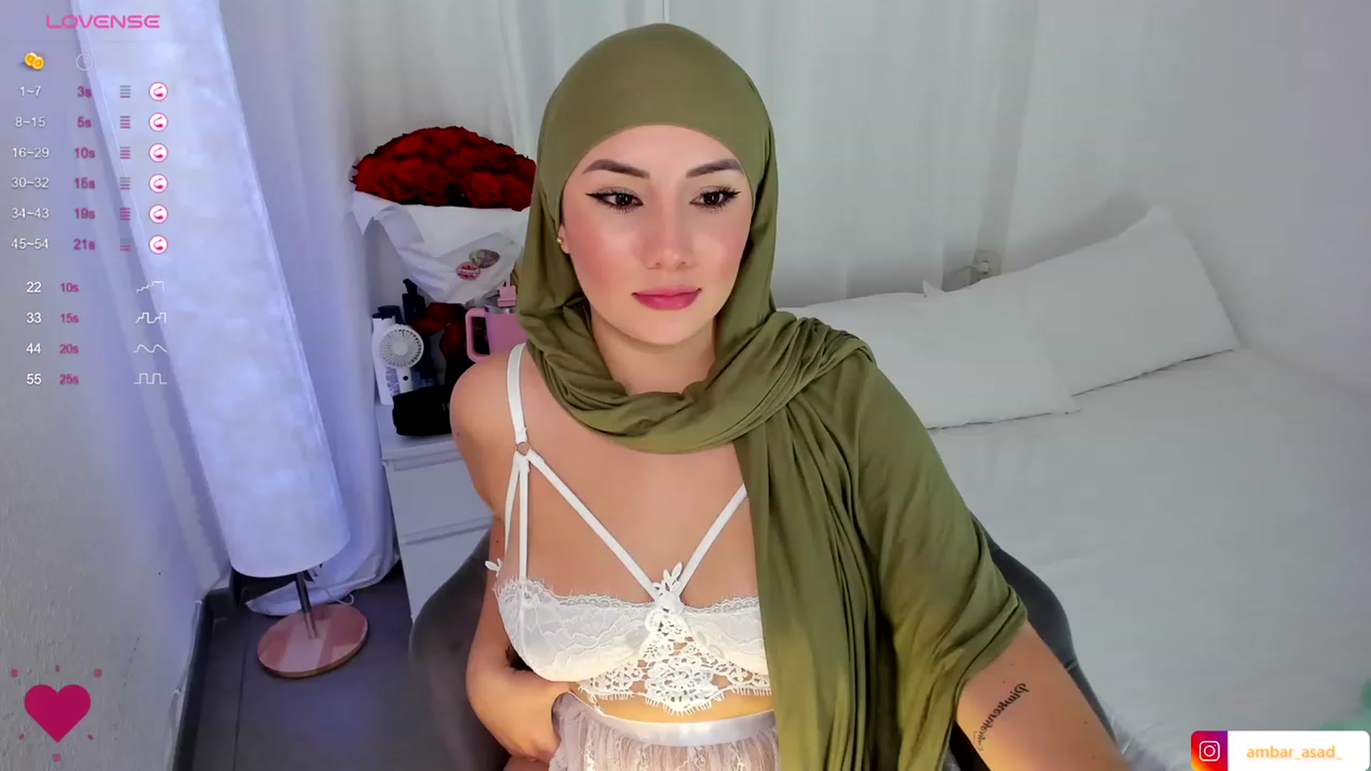 Gallery image thumbnail from ambarasad's myfreecams stream on, 11/11/2023, 18:51 image 6 of 20