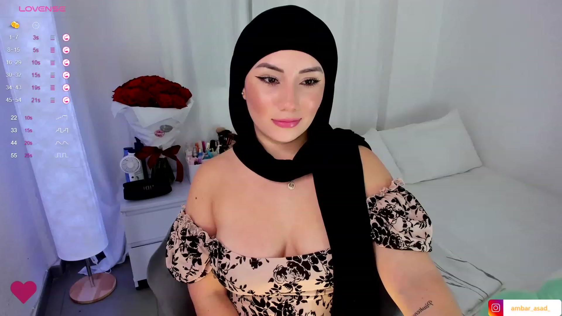 Gallery image thumbnail from ambarasad's myfreecams stream on, 11/12/2023, 19:37 image 8 of 20