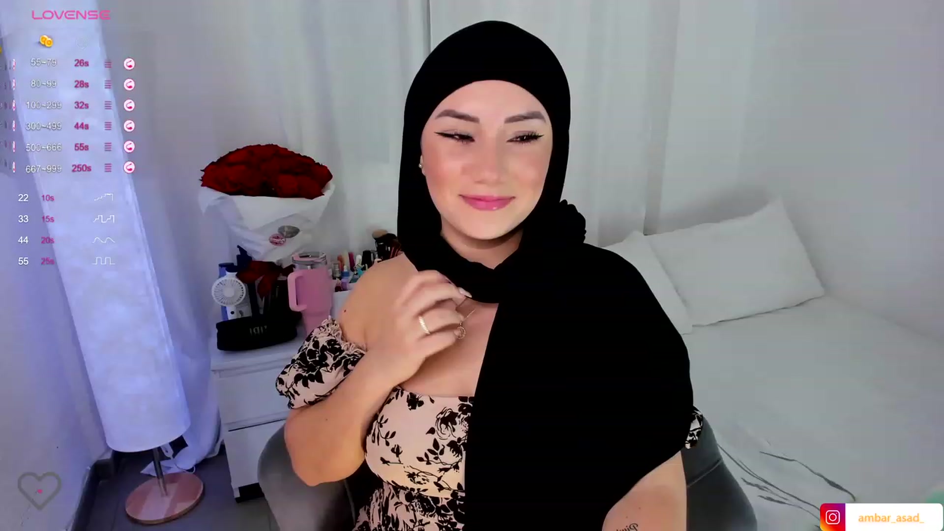 Gallery image thumbnail from ambarasad's myfreecams stream on, 11/12/2023, 19:37 image 4 of 20