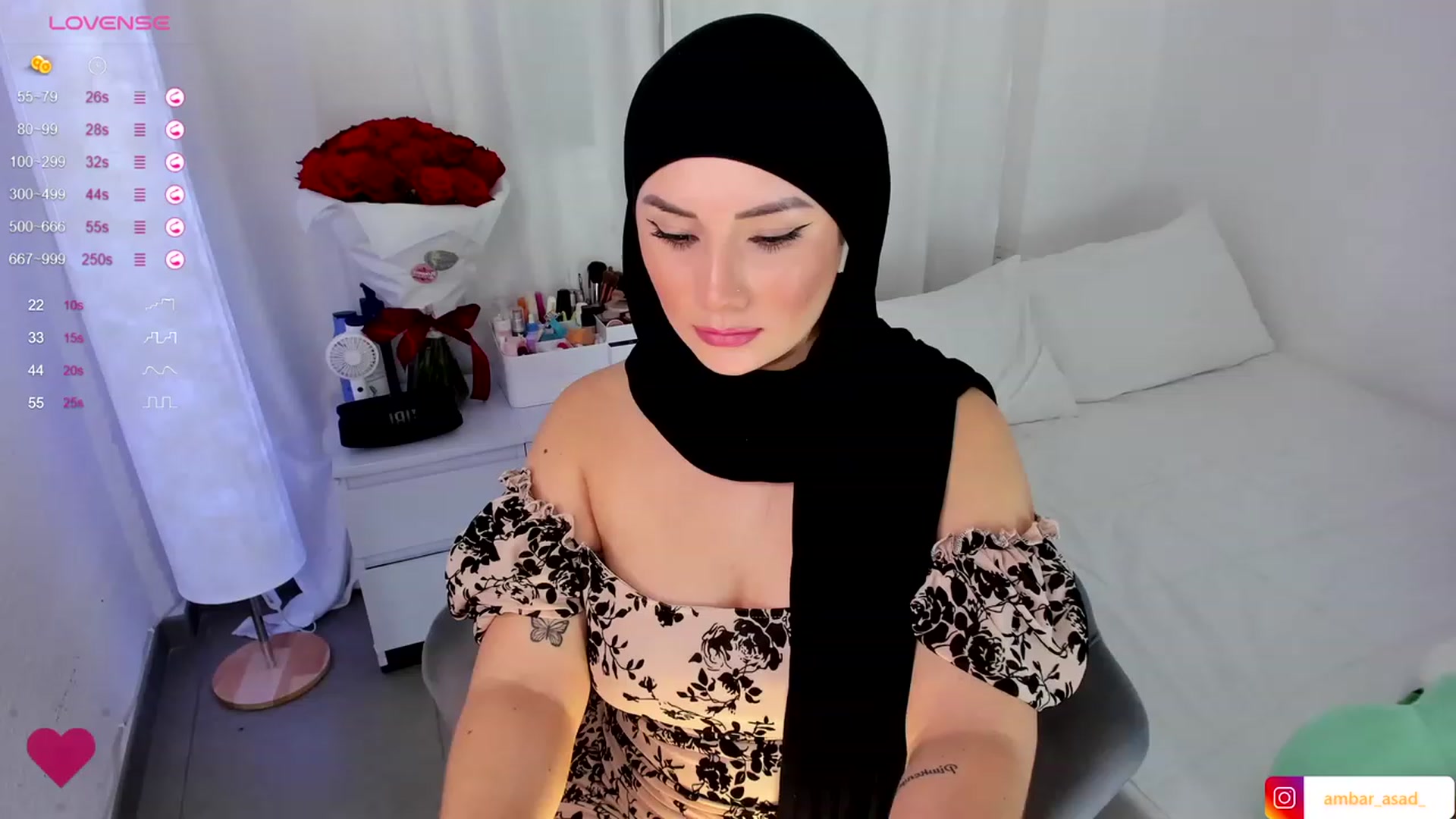 Gallery image thumbnail from ambarasad's myfreecams stream on, 11/12/2023, 21:00 image 5 of 20