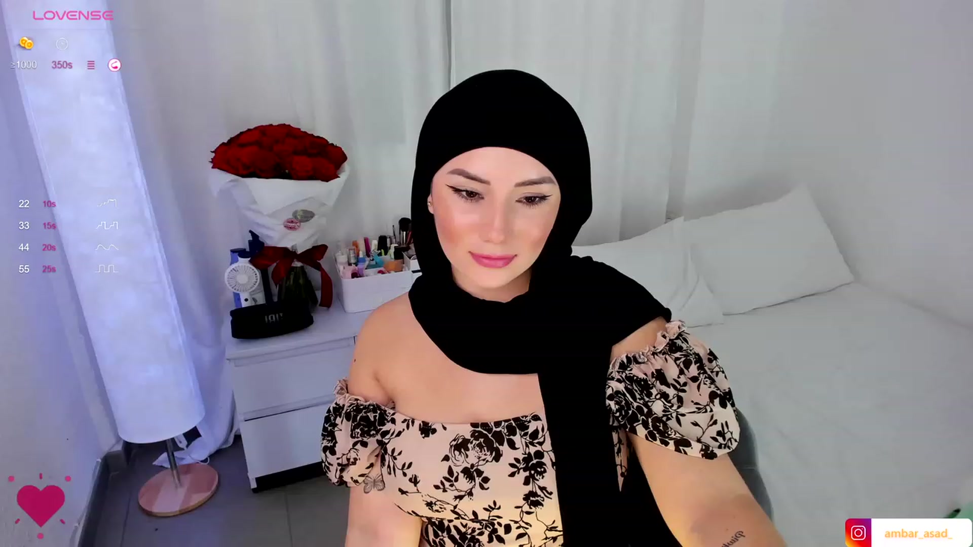 Gallery image thumbnail from ambarasad's myfreecams stream on, 11/12/2023, 21:00 image 19 of 20