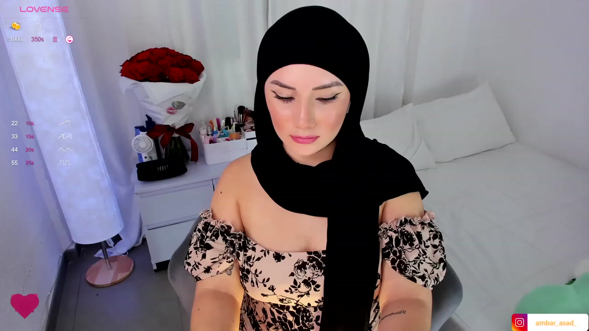 Gallery image thumbnail from ambarasad's myfreecams stream on, 11/12/2023, 21:00 image 13 of 20