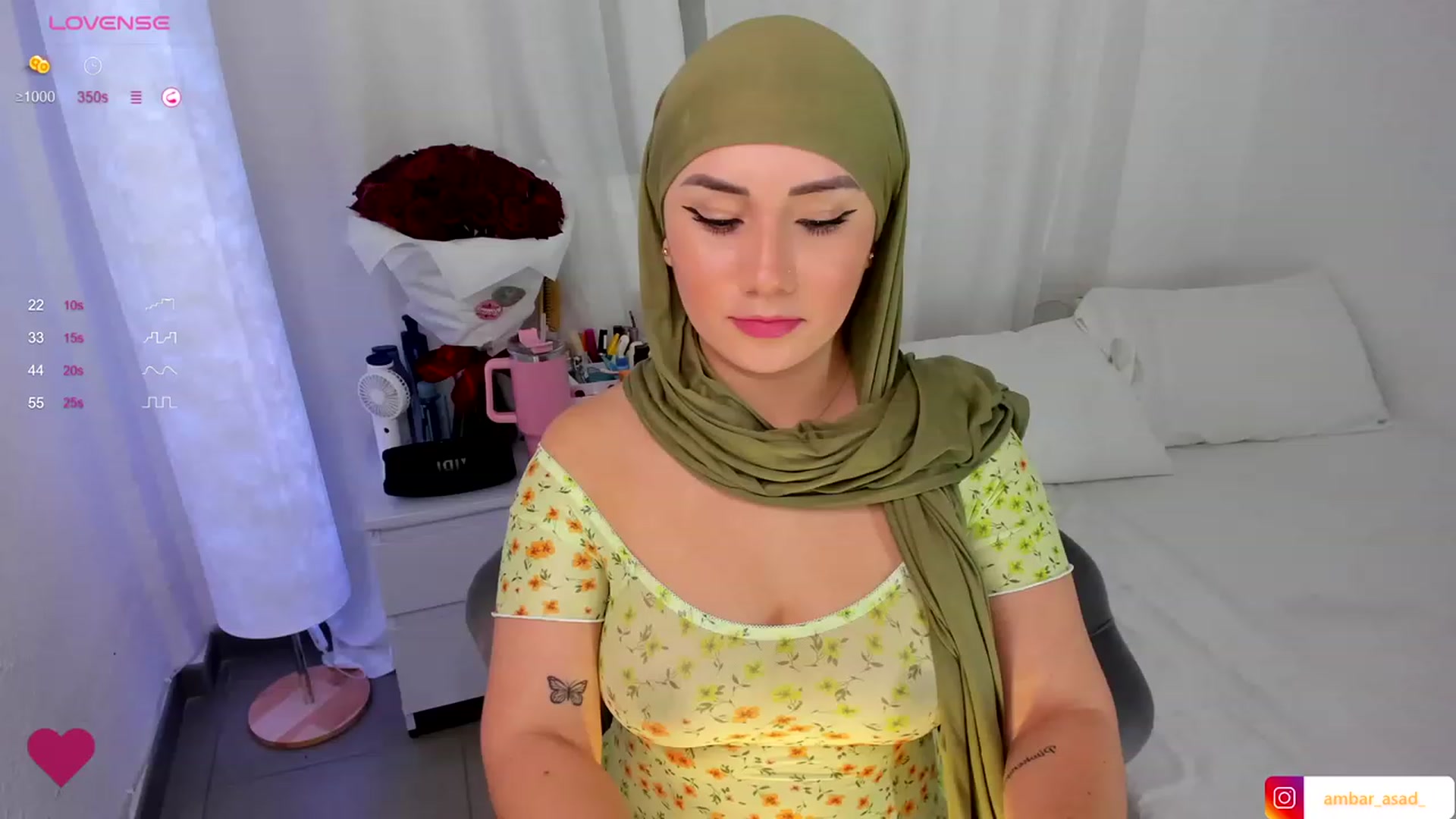Gallery image thumbnail from ambarasad's myfreecams stream on, 11/17/2023, 20:36 image 12 of 20