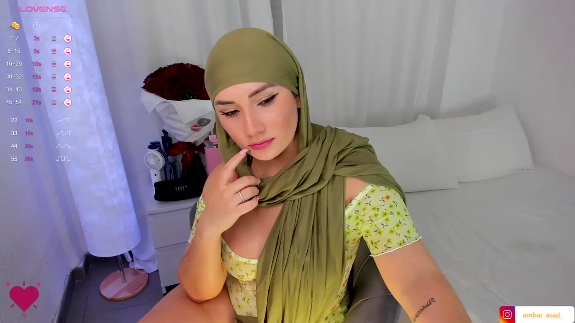 Gallery image thumbnail from ambarasad's myfreecams stream on, 11/17/2023, 20:36 image 8 of 20
