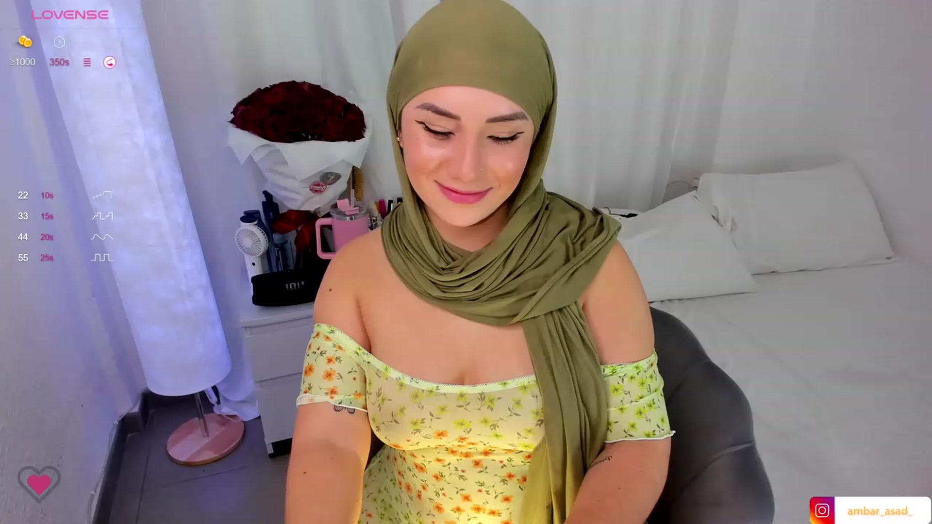 Gallery image thumbnail from ambarasad's myfreecams stream on, 11/17/2023, 20:36 image 17 of 20