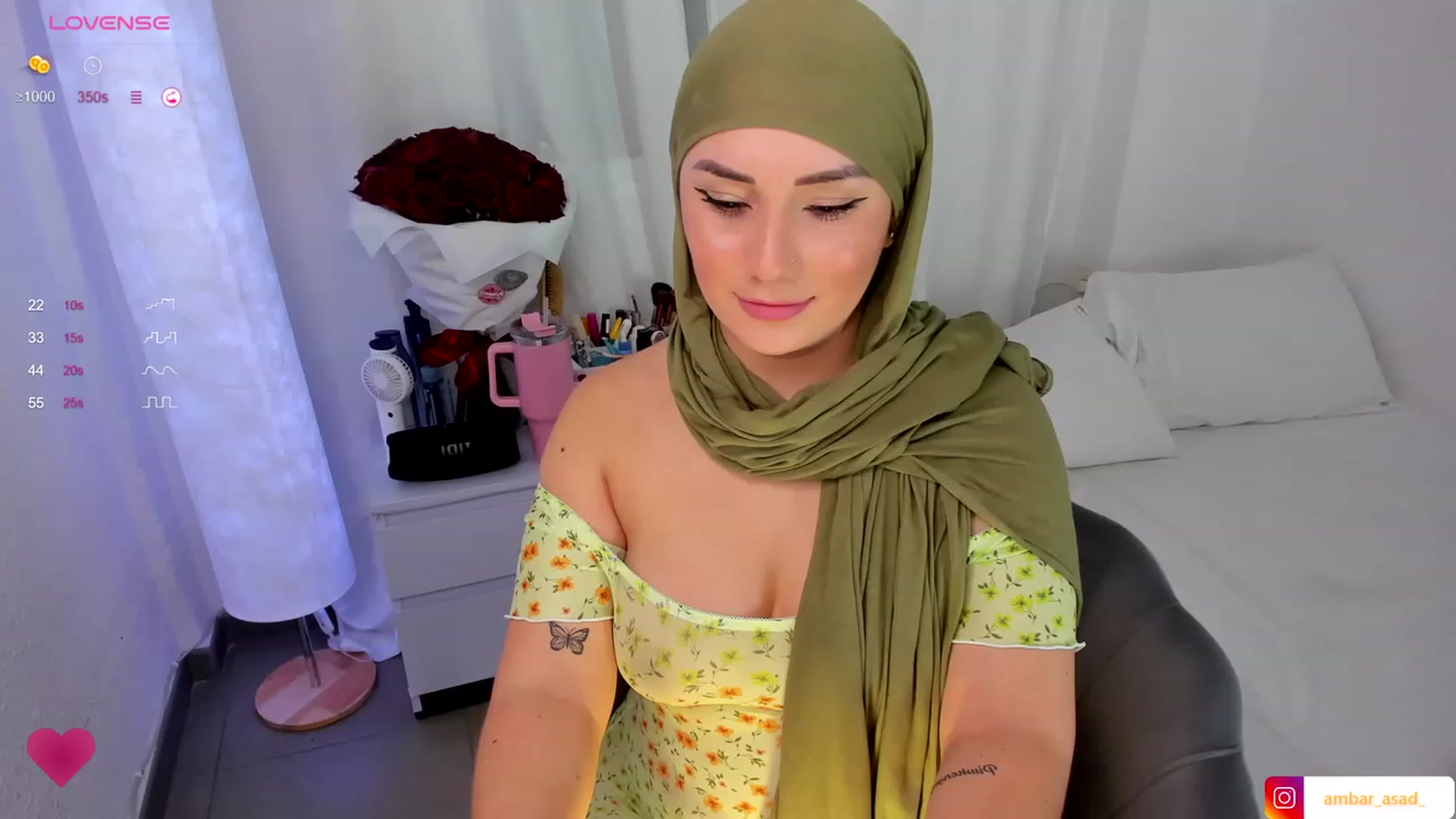 Gallery image thumbnail from ambarasad's myfreecams stream on, 11/17/2023, 20:36 image 19 of 20