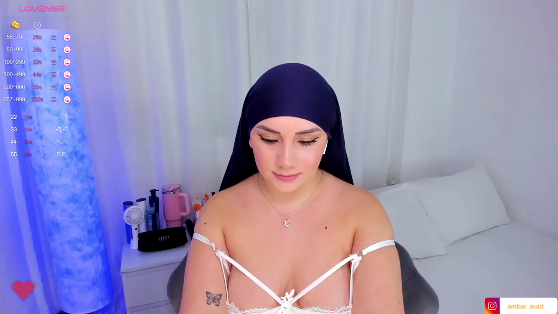 Gallery image thumbnail from ambarasad's myfreecams stream on, 11/18/2023, 18:04 image 13 of 20