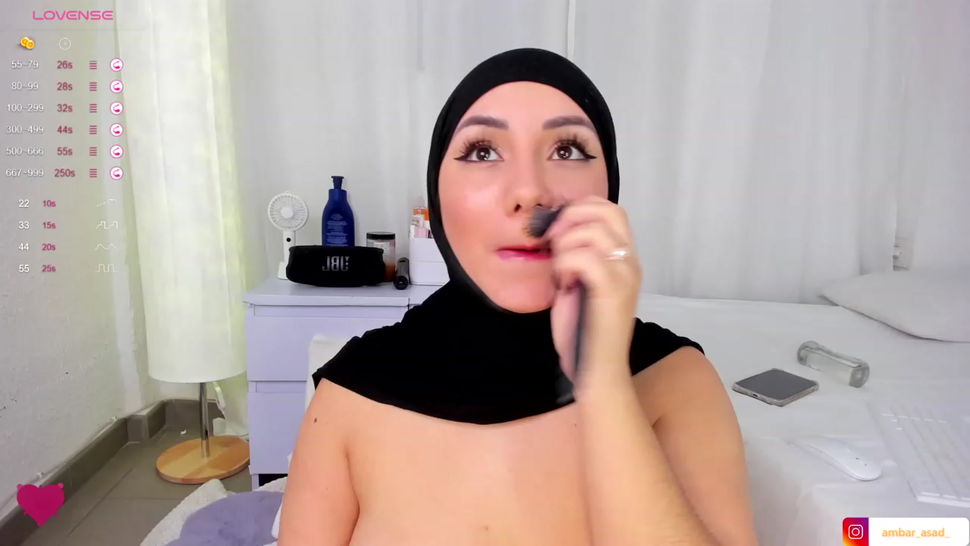 Gallery image thumbnail from ambarasad's myfreecams stream on, 11/26/2023, 18:44 image 1 of 20