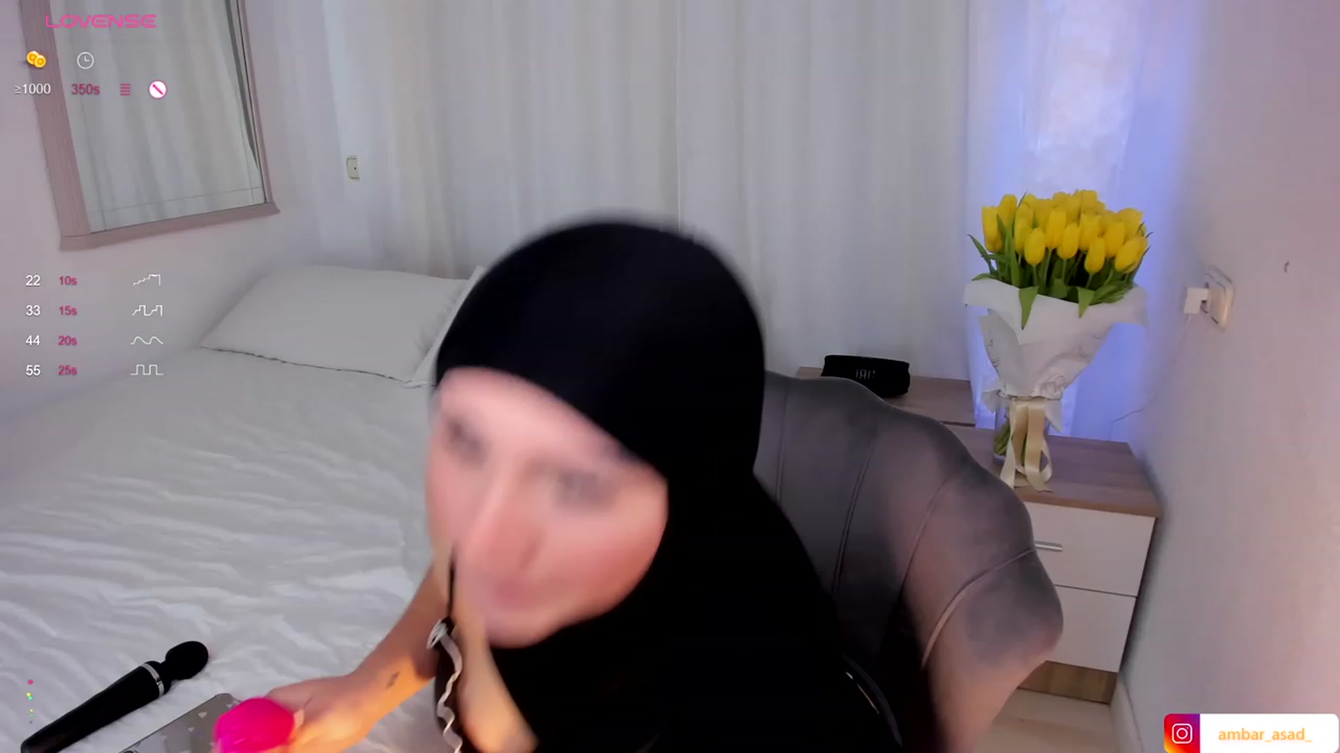 Gallery image thumbnail from ambarasad's myfreecams stream on, 12/18/2023, 17:32 image 14 of 20