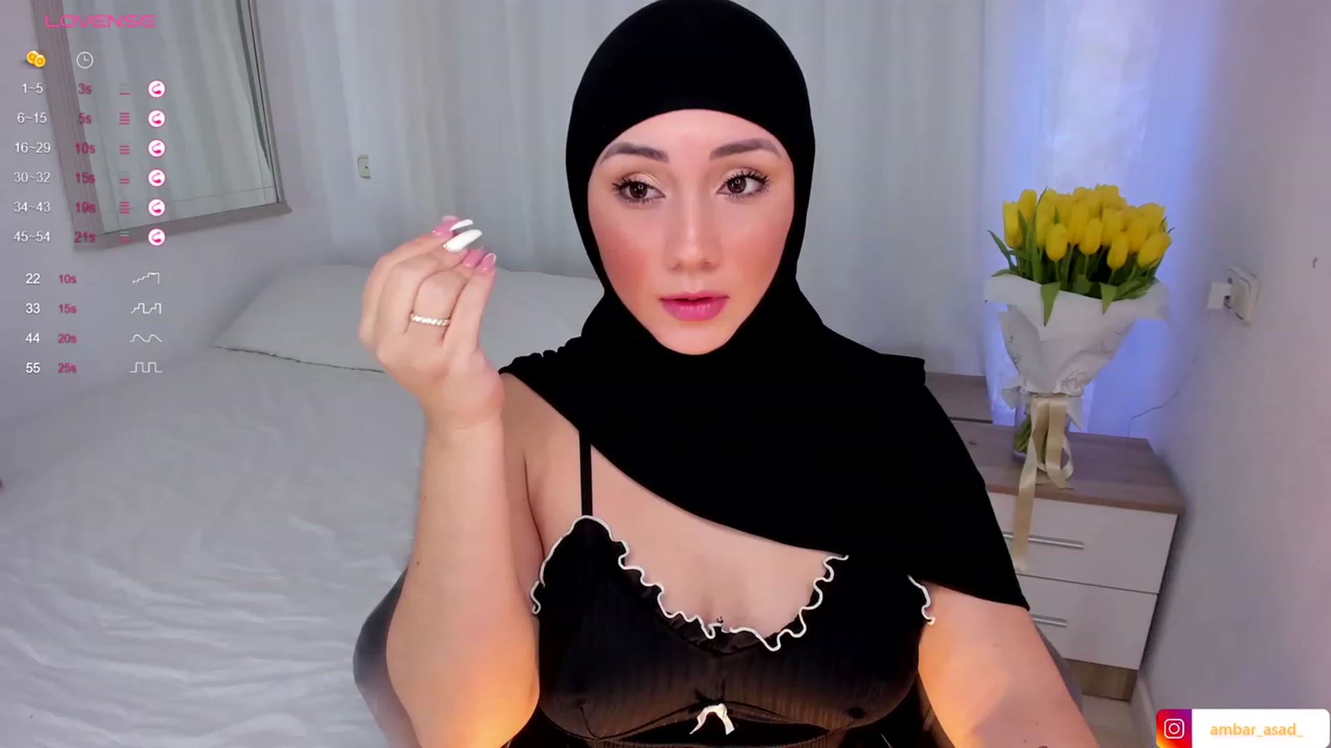 Gallery image thumbnail from ambarasad's myfreecams stream on, 12/18/2023, 18:58 image 2 of 20