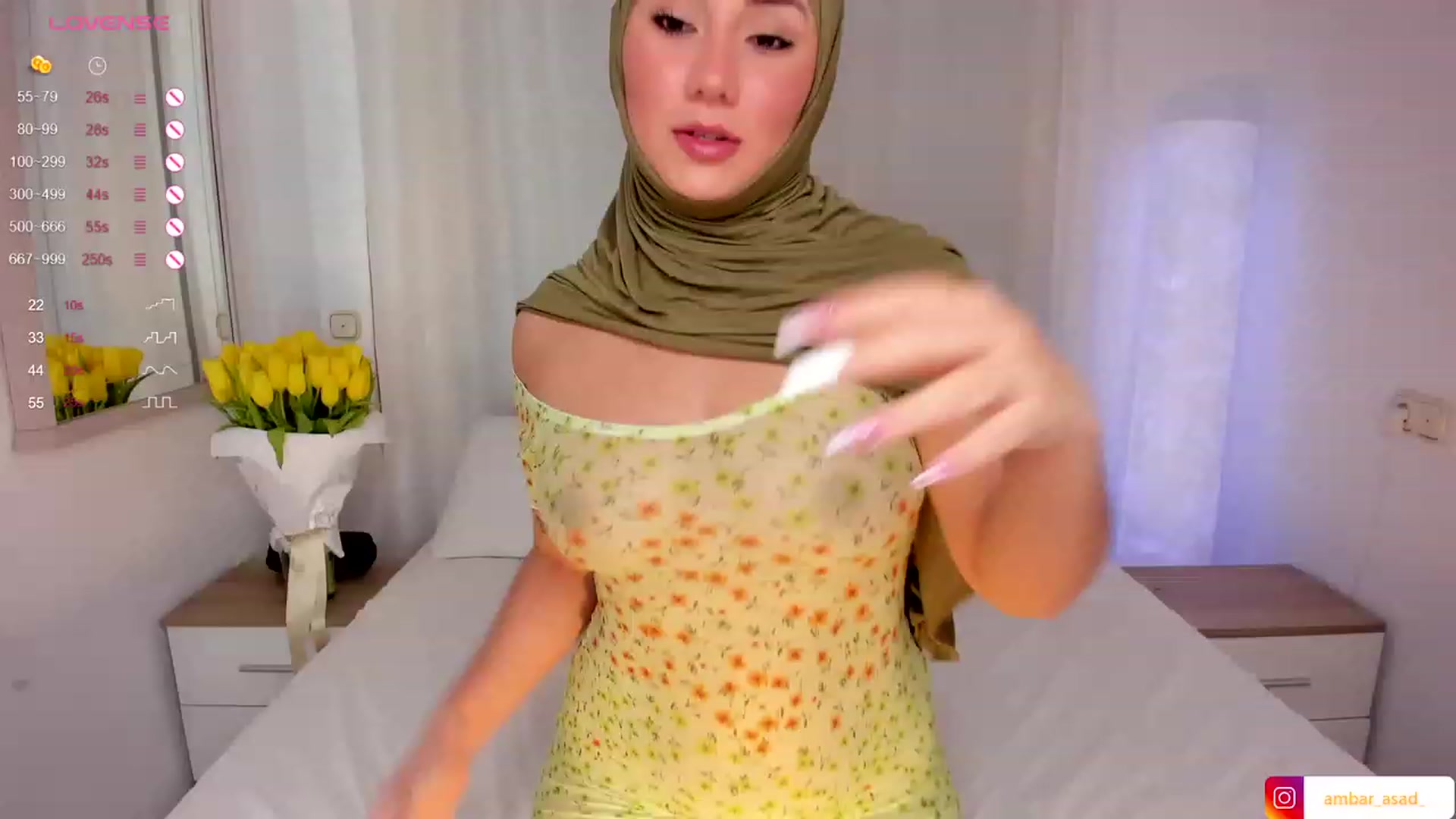 Gallery image thumbnail from ambarasad's myfreecams stream on, 12/19/2023, 18:32 image 5 of 20
