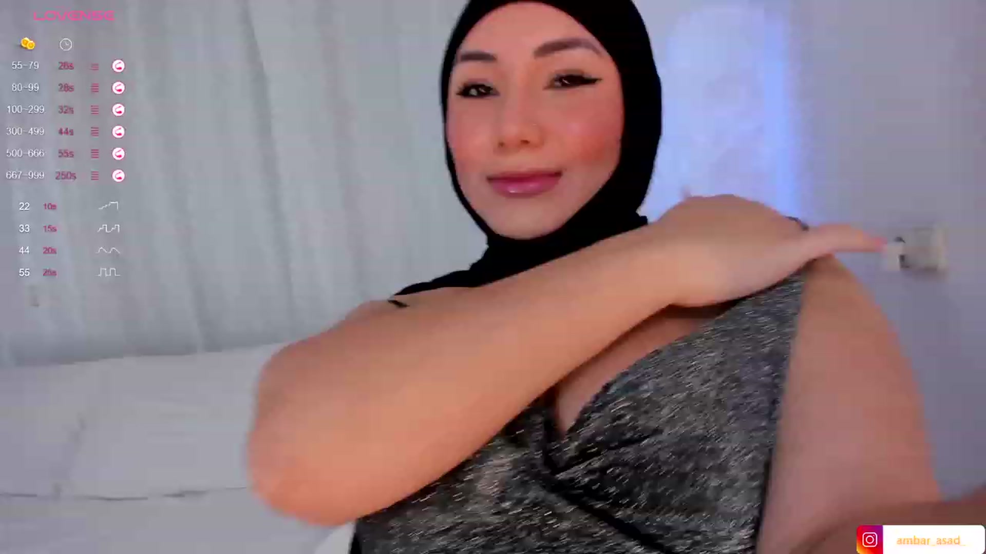 Gallery image thumbnail from ambarasad's myfreecams stream on, 12/31/2023, 13:22 image 10 of 20