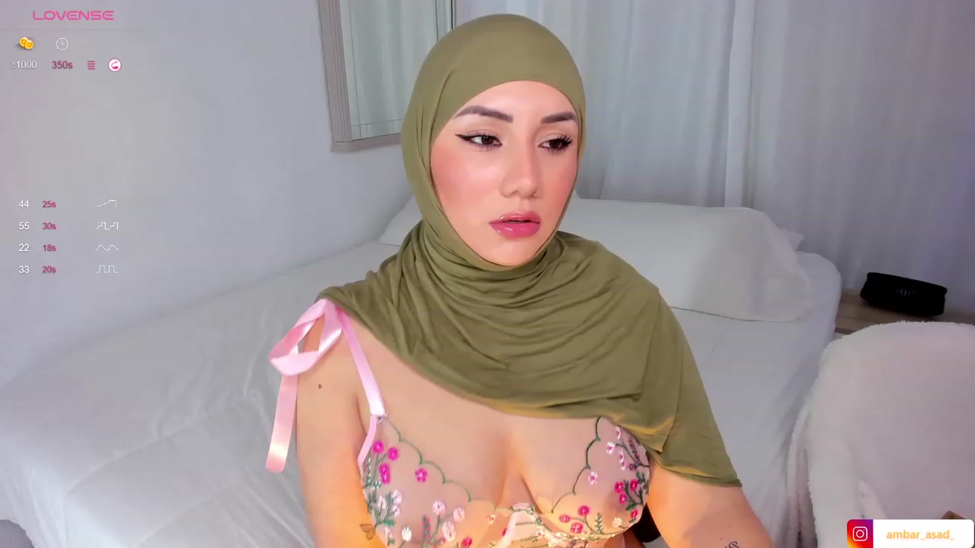 Gallery image thumbnail from ambarasad's myfreecams stream on, 01/03/2024, 16:01 image 11 of 20