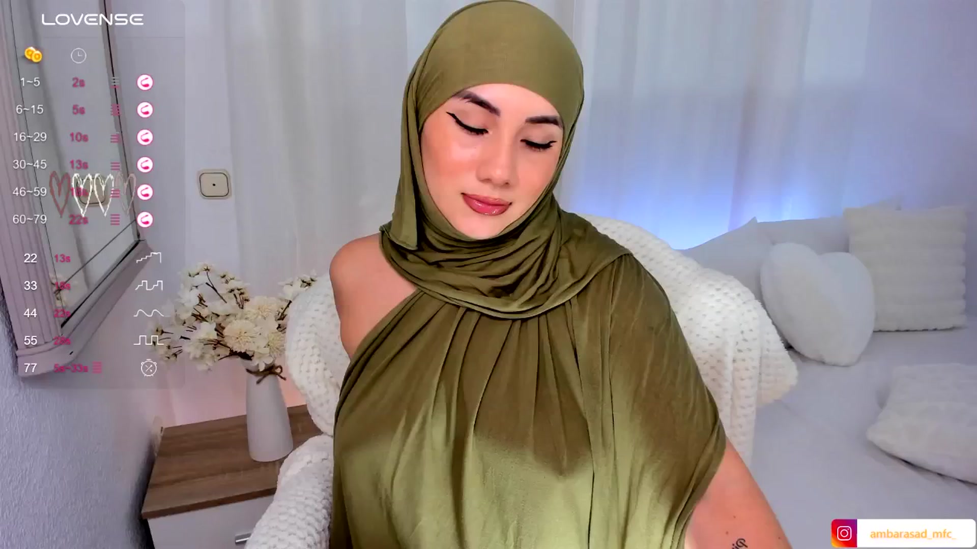 Gallery image thumbnail from ambarasad's myfreecams stream on, 06/30/2024, 18:18 image 4 of 20