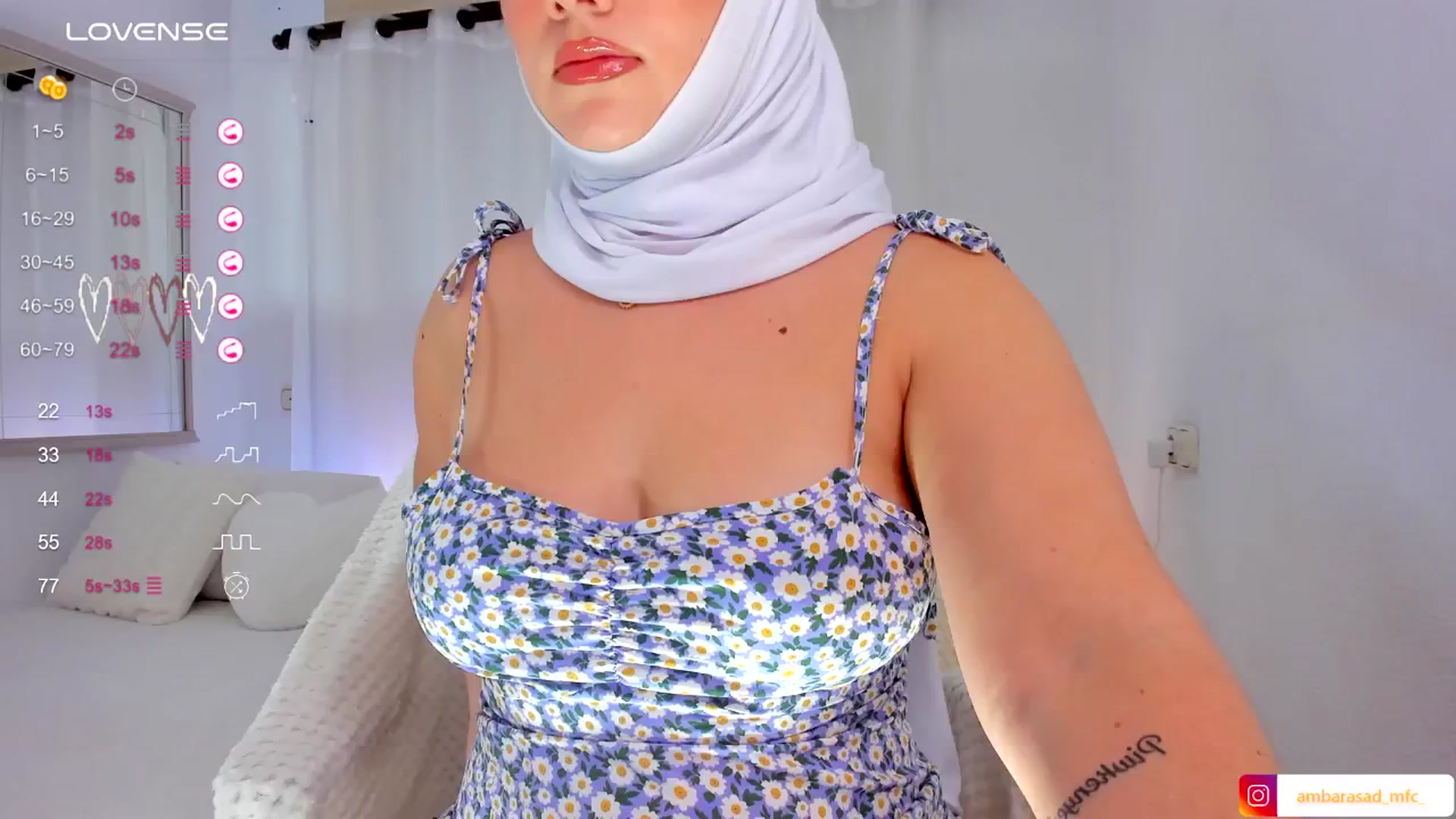 Gallery image thumbnail from ambarasad's myfreecams stream on, 07/04/2024, 17:33 image 3 of 20