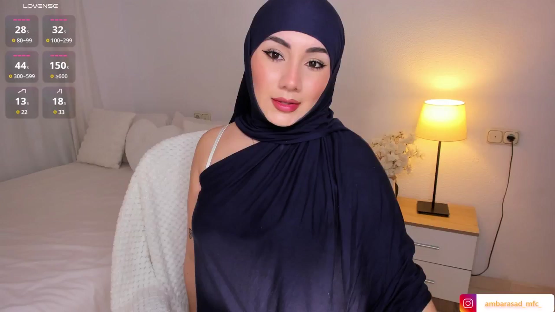 Gallery image thumbnail from ambarasad's myfreecams stream on, 12/10/2024, 11:19 image 16 of 20