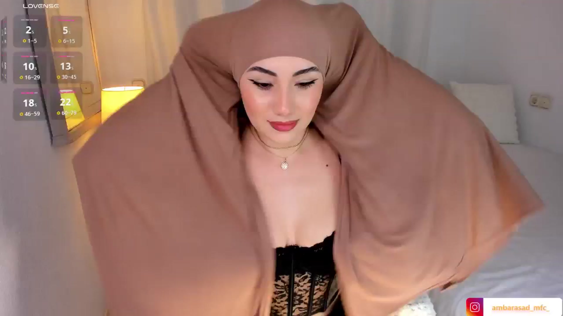 Gallery image thumbnail from ambarasad's myfreecams stream on, 02/19/2025, 19:14 image 10 of 20