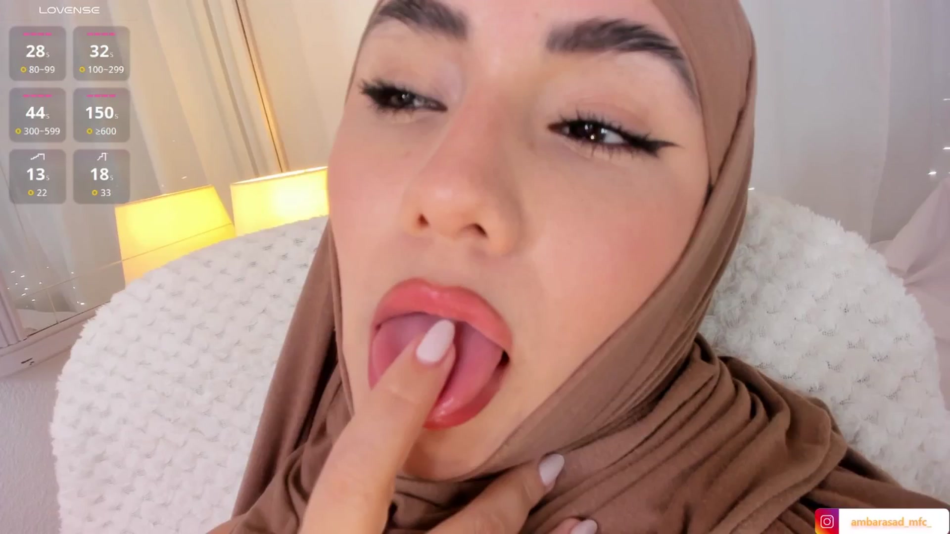 Gallery image thumbnail from ambarasad's myfreecams stream on, 11/08/2025, 17:46 image 9 of 20