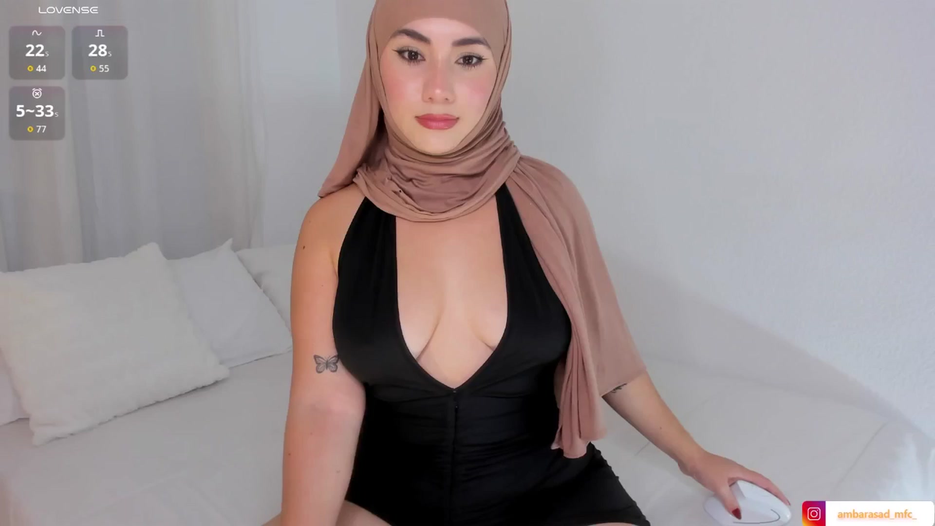 Gallery image thumbnail from ambarasad's myfreecams stream on, 11/14/2025, 16:03 image 7 of 20